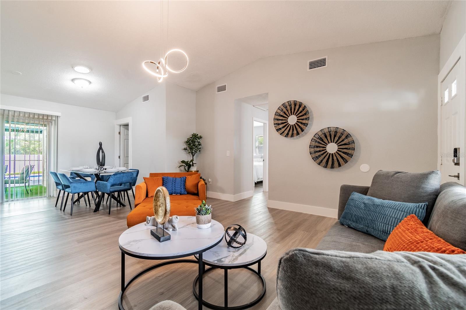 CARROLLWOOD MEADOWS UNIT XI - Residential Lease