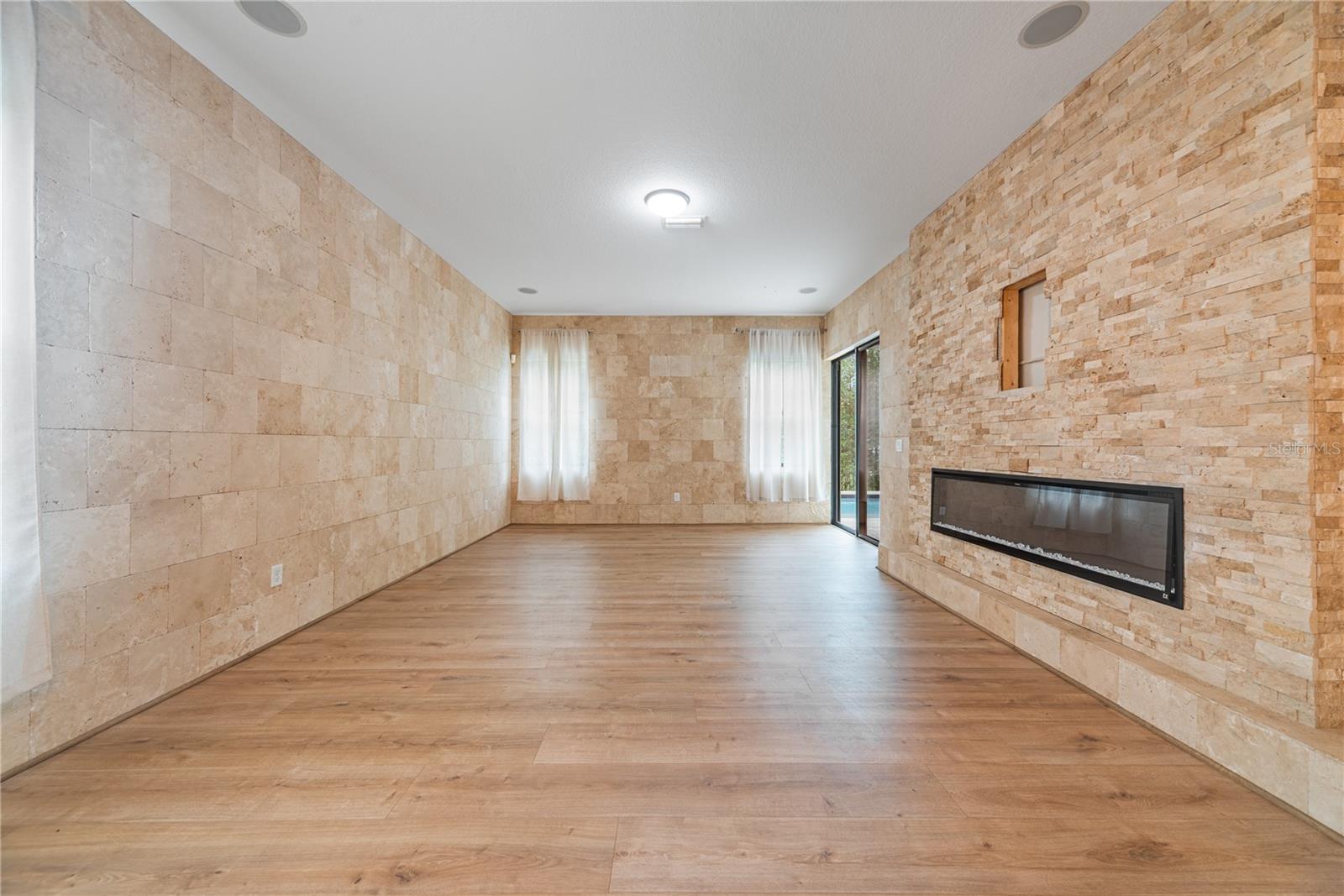 EAGLE CRK VILLAGE G PH 1 - Residential