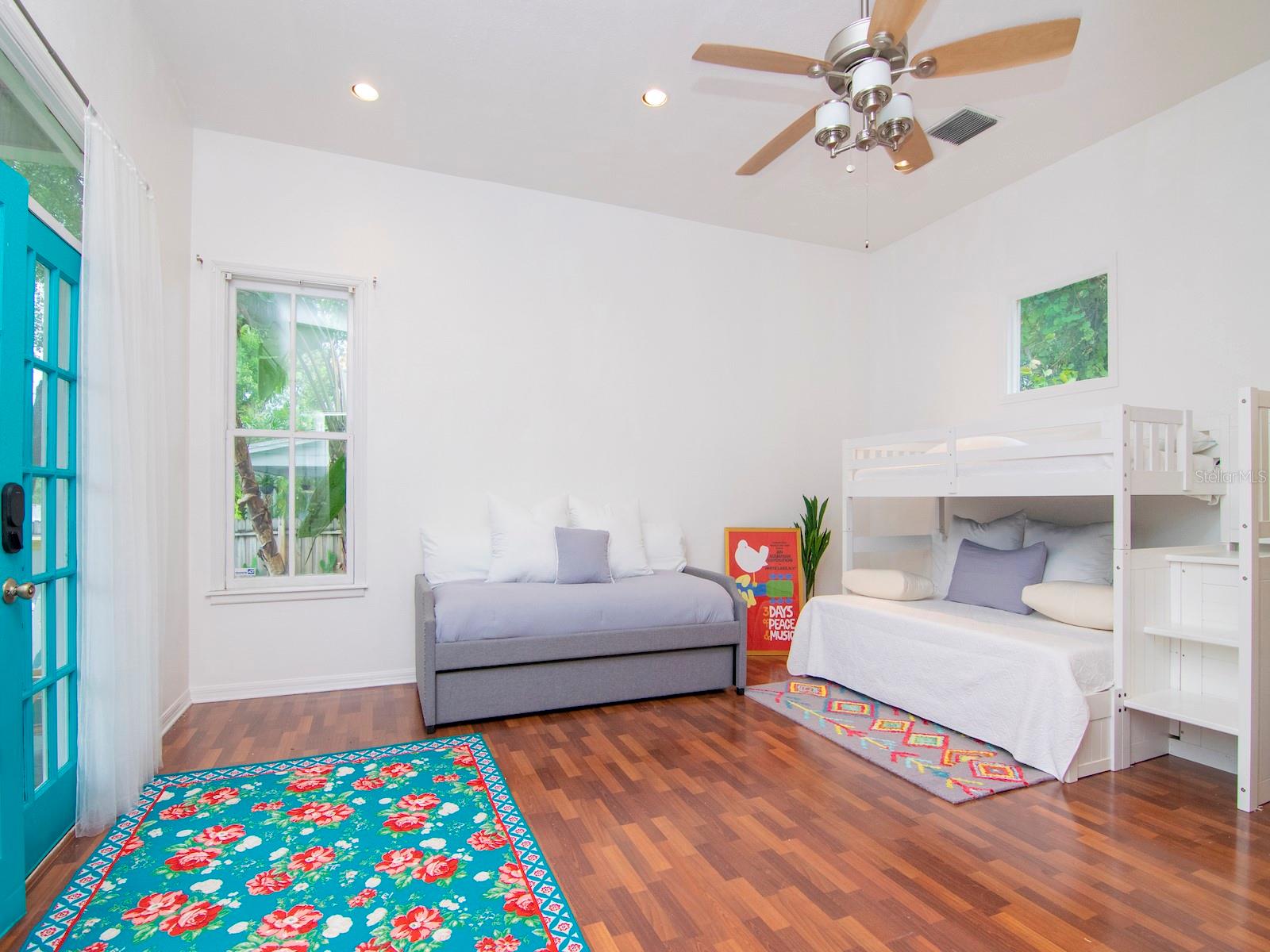 GROVE HEIGHTS - Residential Lease