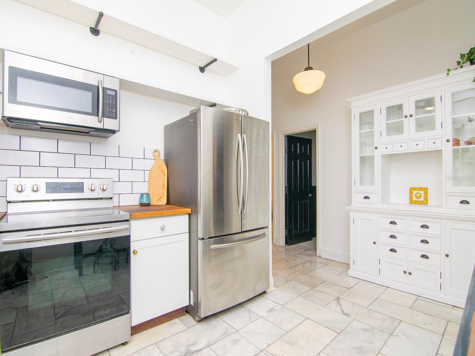 GROVE HEIGHTS - Residential Lease