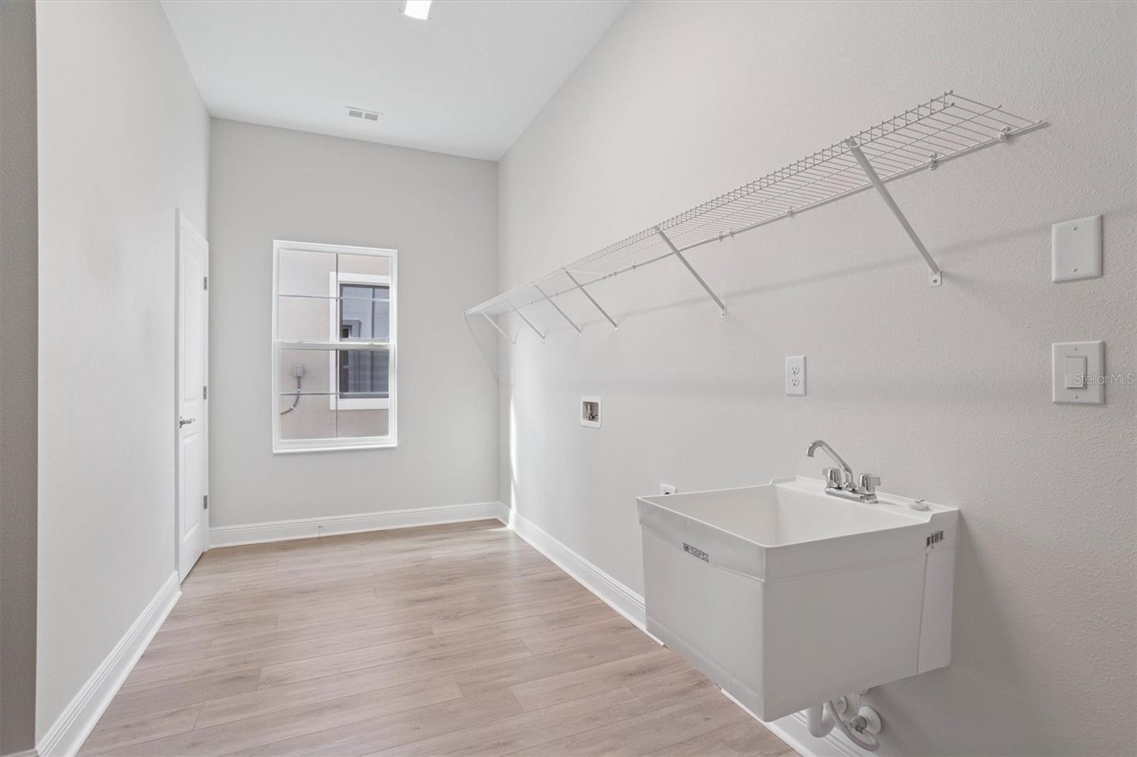 TWO RIVERS - Residential