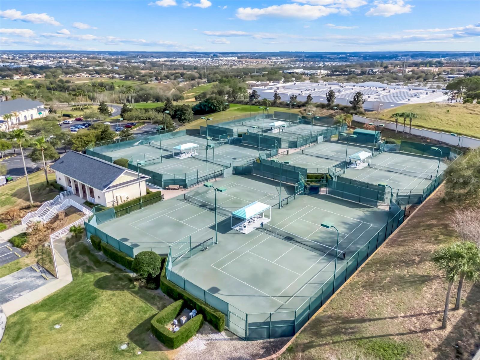 CLERMONT SUMMIT GREENS PH 02B LT 01 BEING - Residential