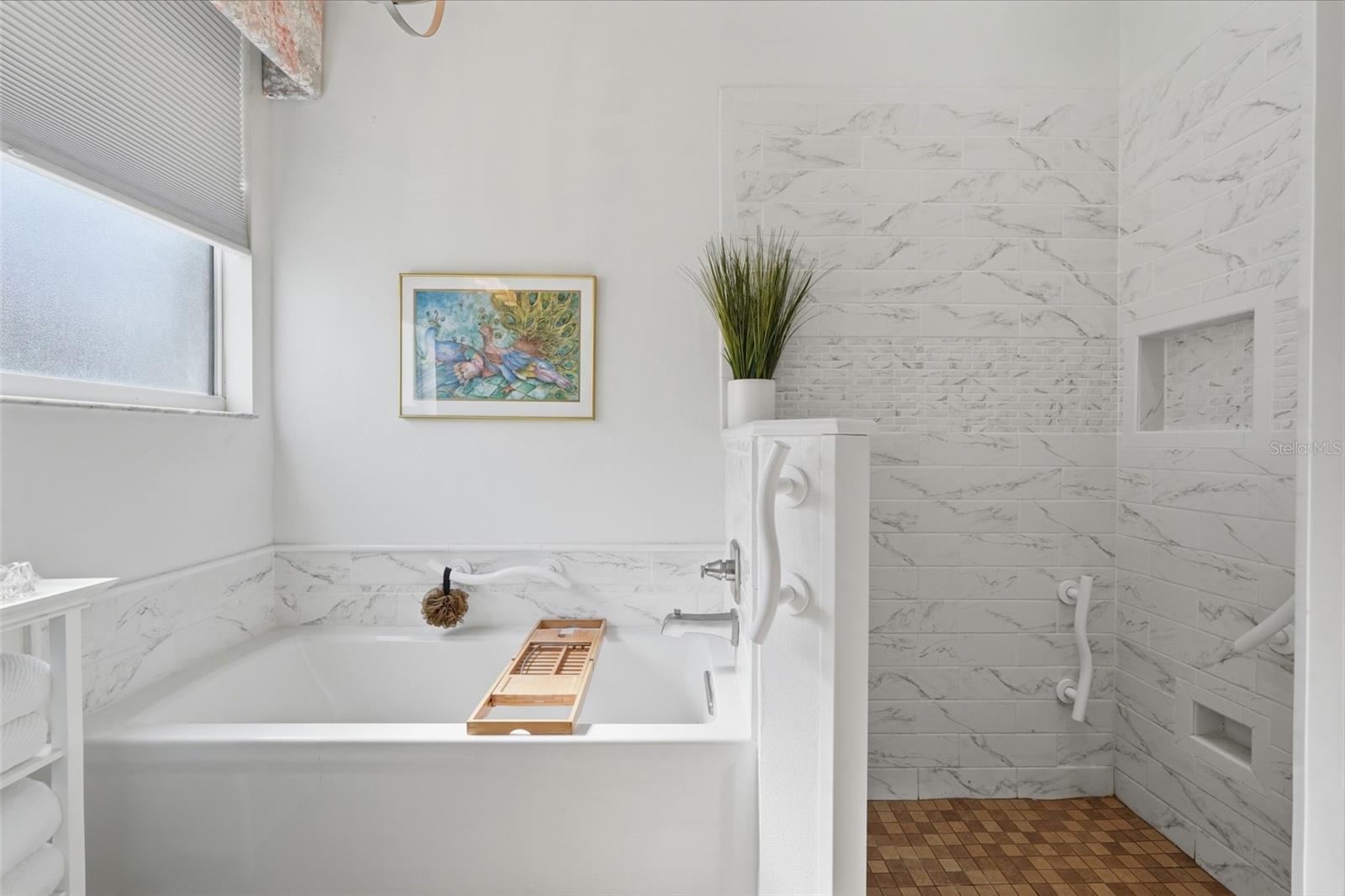 CLERMONT SUMMIT GREENS PH 02B LT 01 BEING - Residential