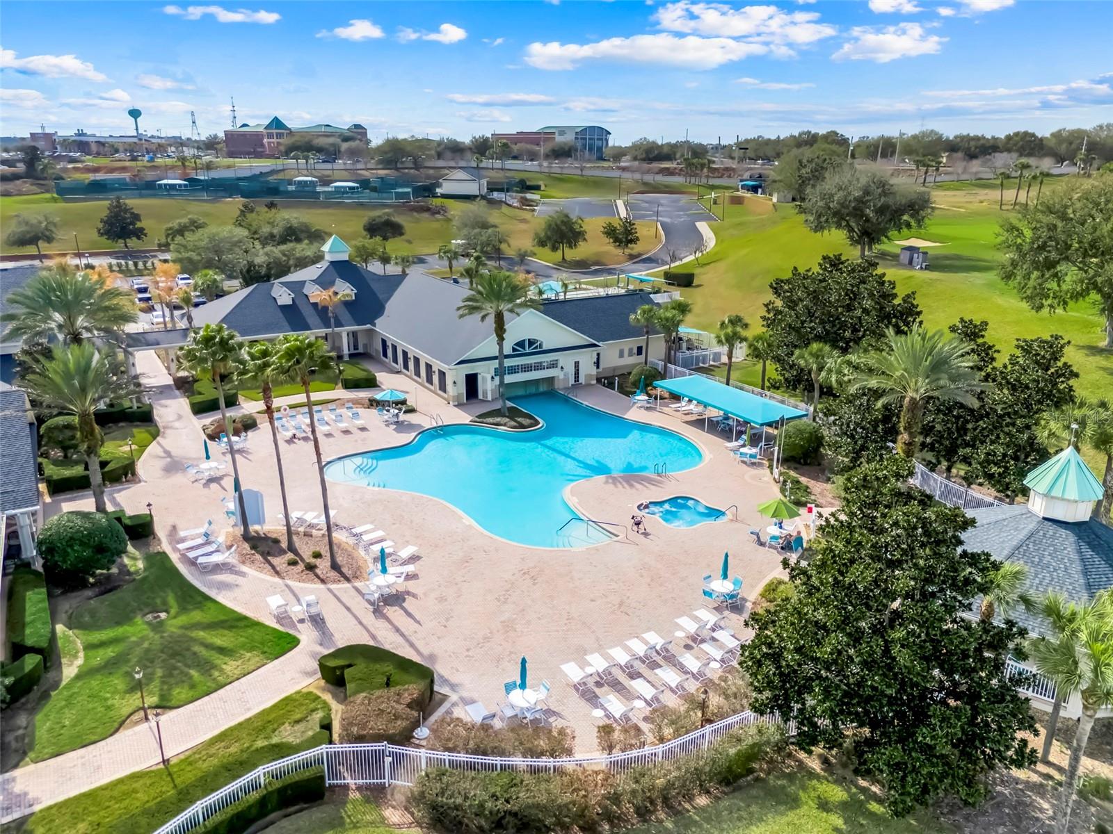 CLERMONT SUMMIT GREENS PH 02B LT 01 BEING - Residential