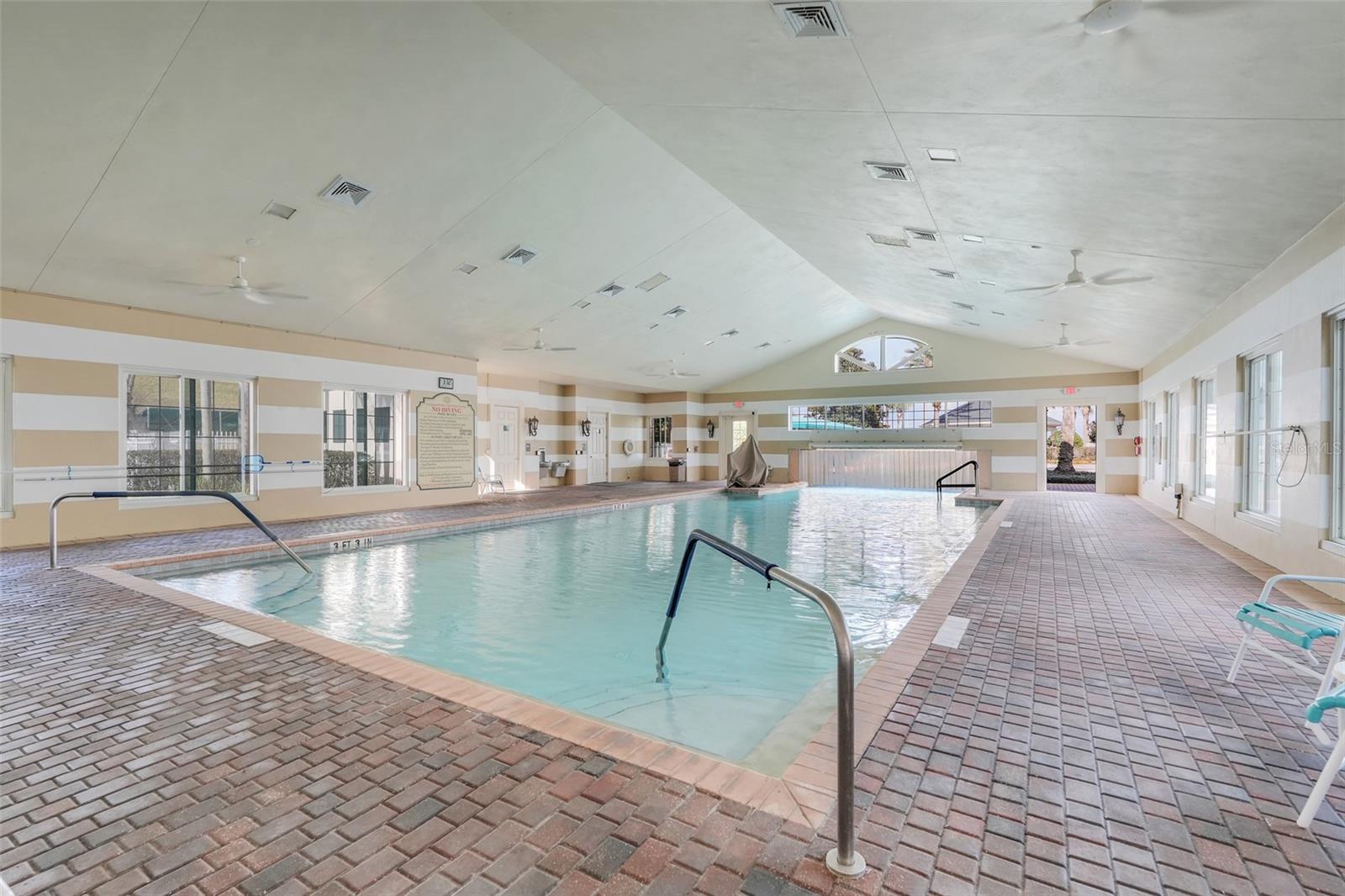 CLERMONT SUMMIT GREENS PH 02B LT 01 BEING - Residential