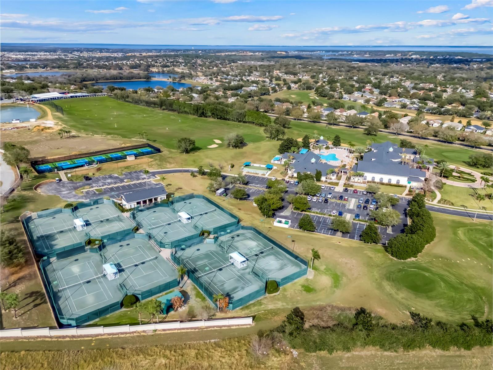 CLERMONT SUMMIT GREENS PH 02B LT 01 BEING - Residential