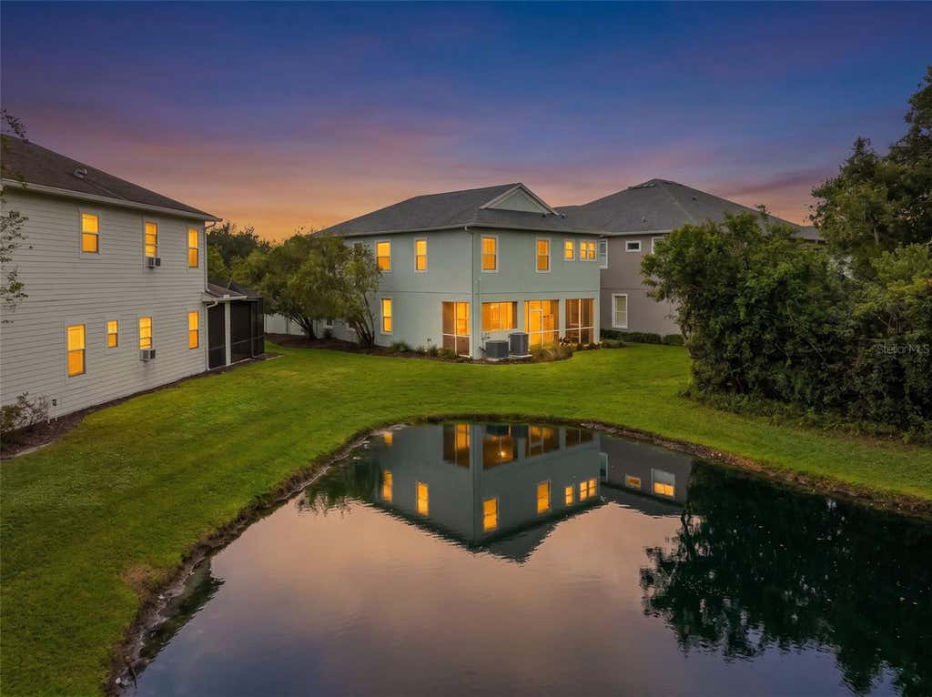 Photo of 11201 Green Park Circle, Tampa, FL 33626 (MLS # TB8542296)