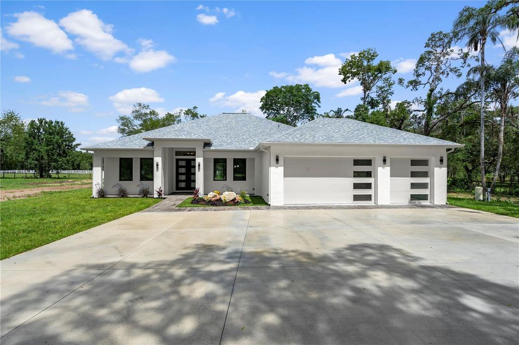 Photo of 10928 Osceola Drive, New Port Richey, FL 34654 (MLS # W7886218)
