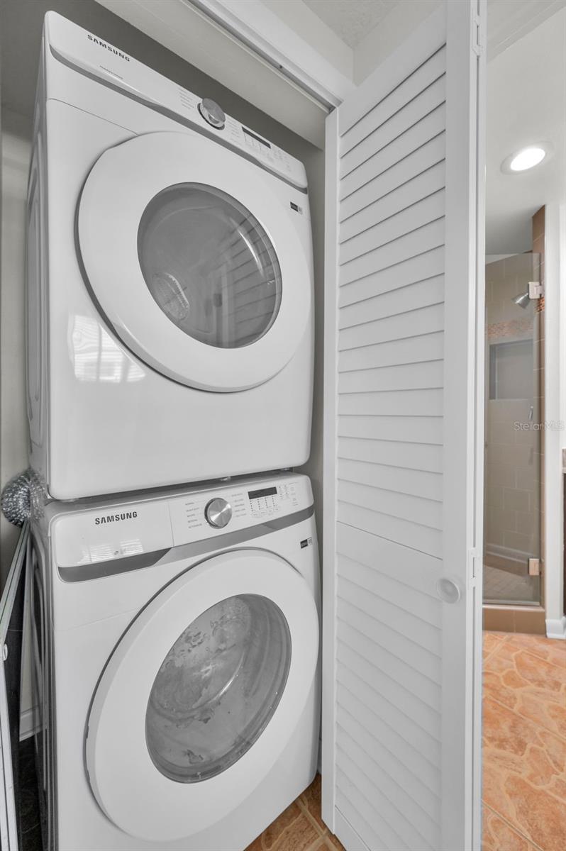 HARBOURSIDE CONDO - Residential