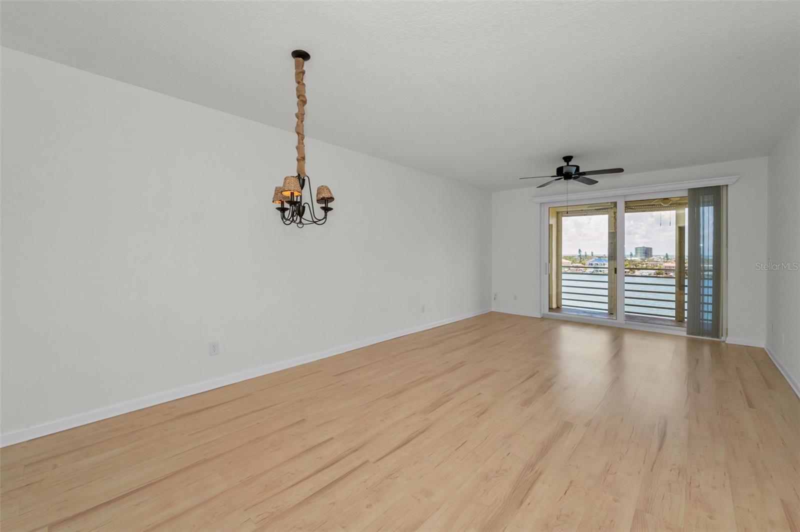 HARBOURSIDE CONDO - Residential