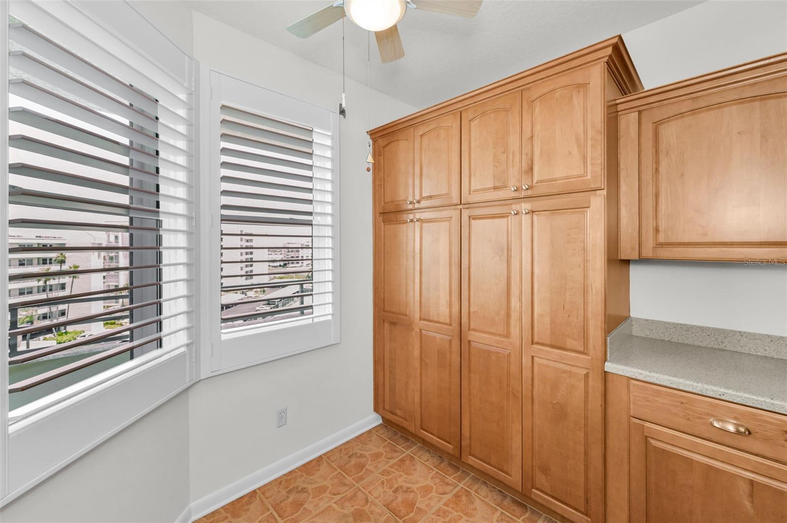 HARBOURSIDE CONDO - Residential