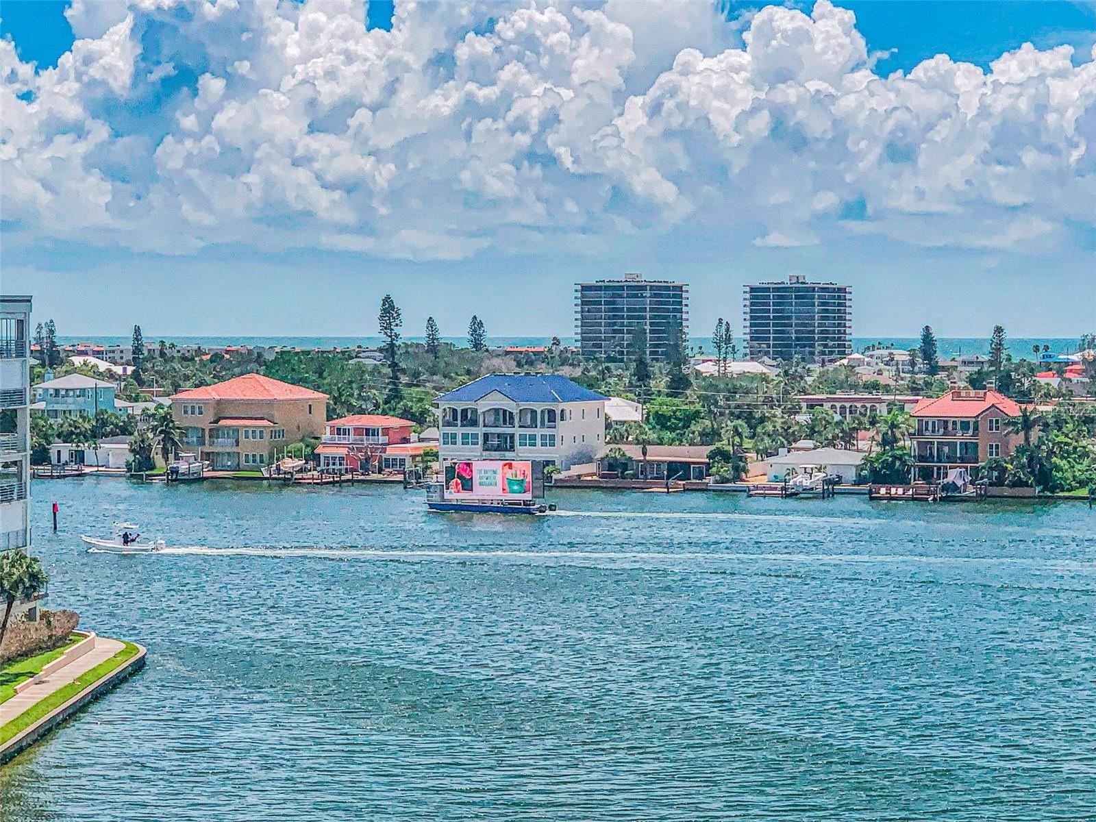 HARBOURSIDE CONDO - Residential