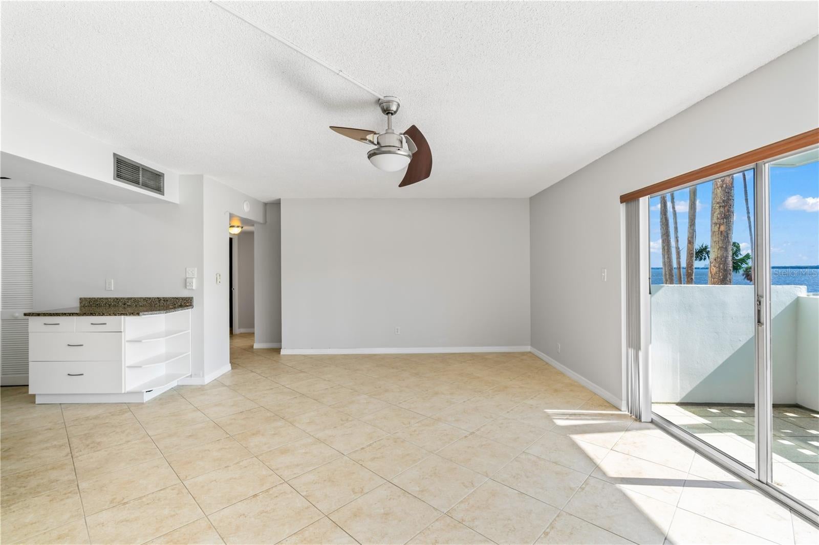 2401 BAYSHORE BOULEVARD 212