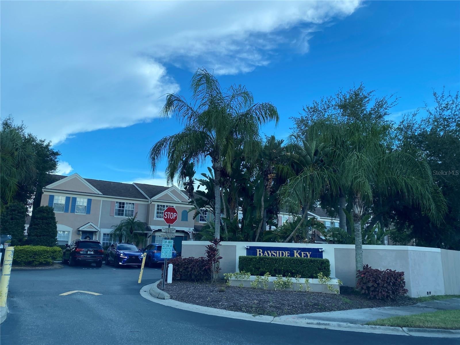 6006 BAYSIDE KEY DRIVE NE 6006