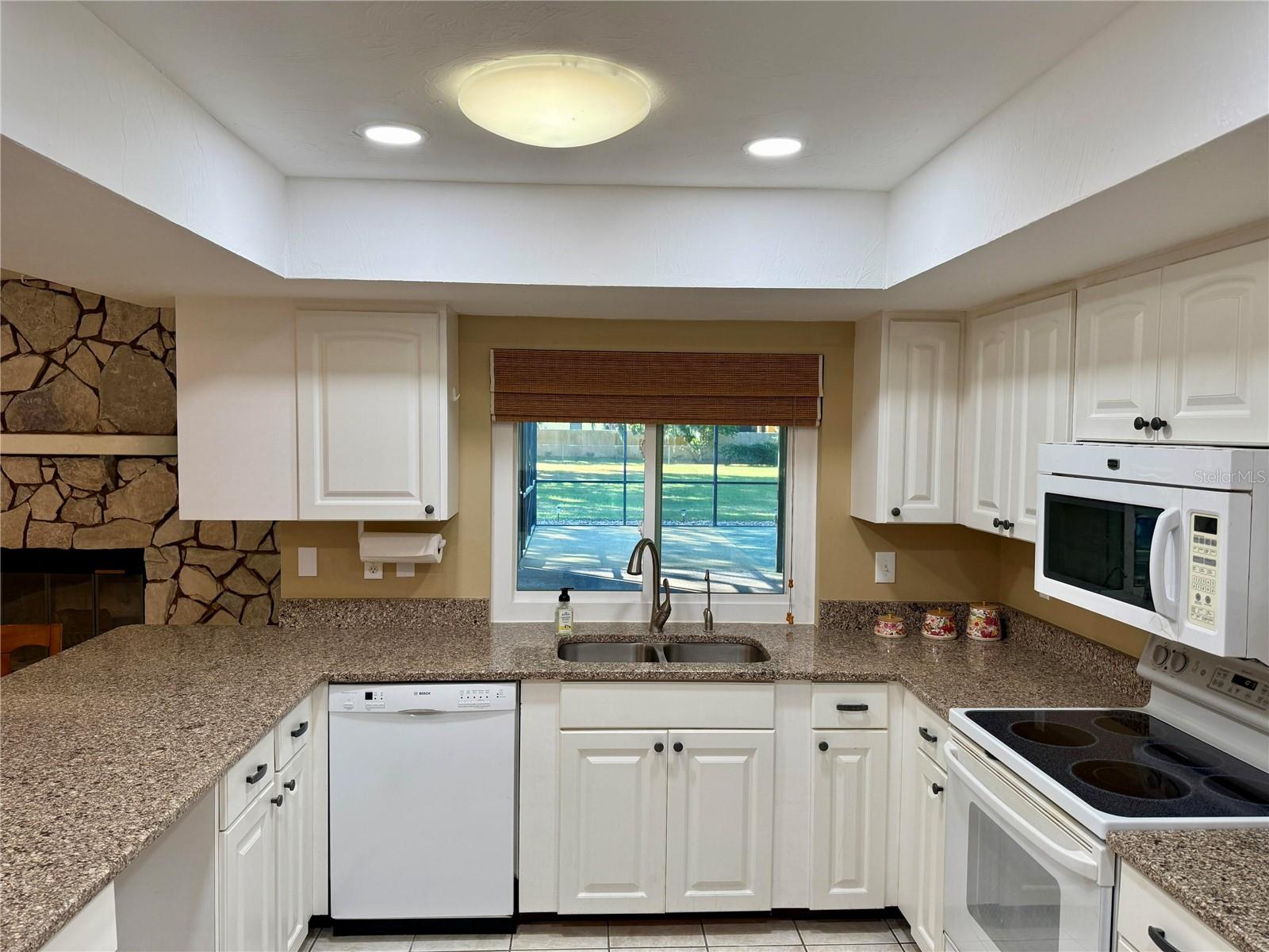 OAK GROVE PARK - Residential