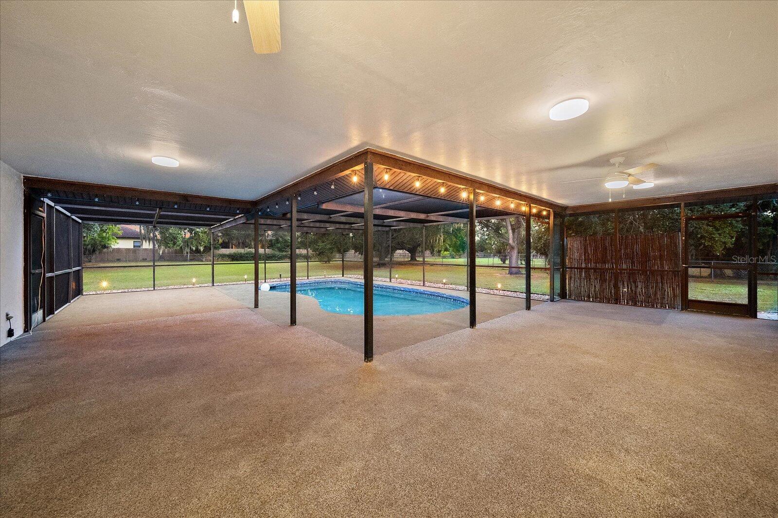 OAK GROVE PARK - Residential