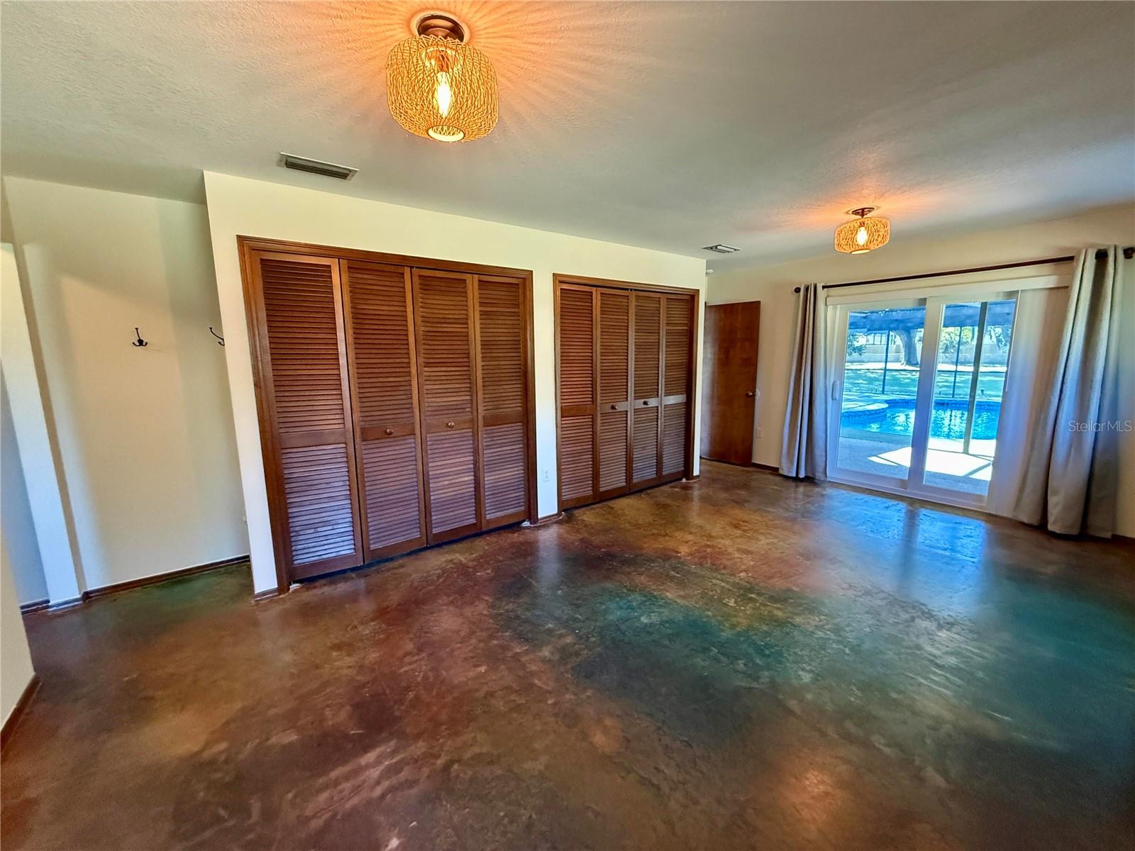 OAK GROVE PARK - Residential