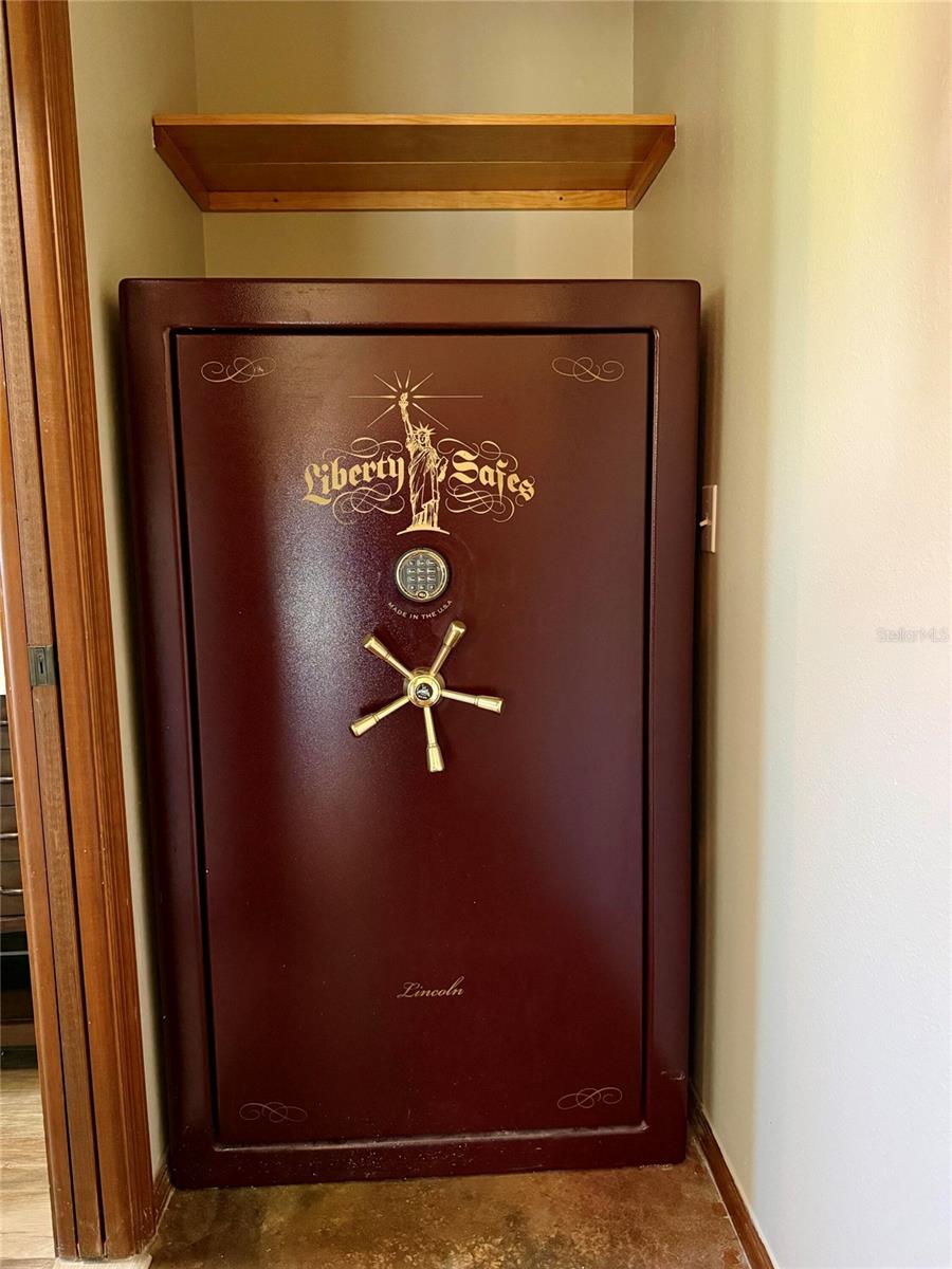 OAK GROVE PARK - Residential