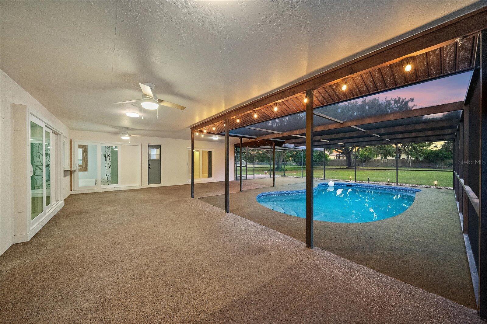 OAK GROVE PARK - Residential