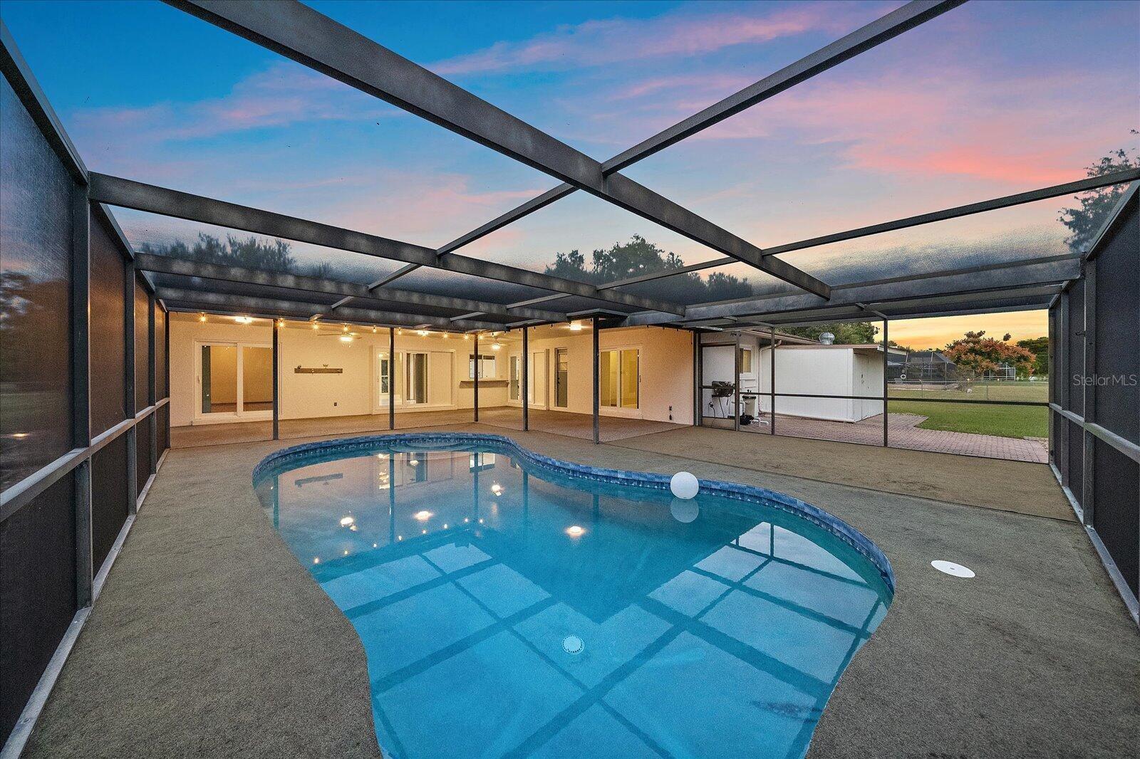 OAK GROVE PARK - Residential