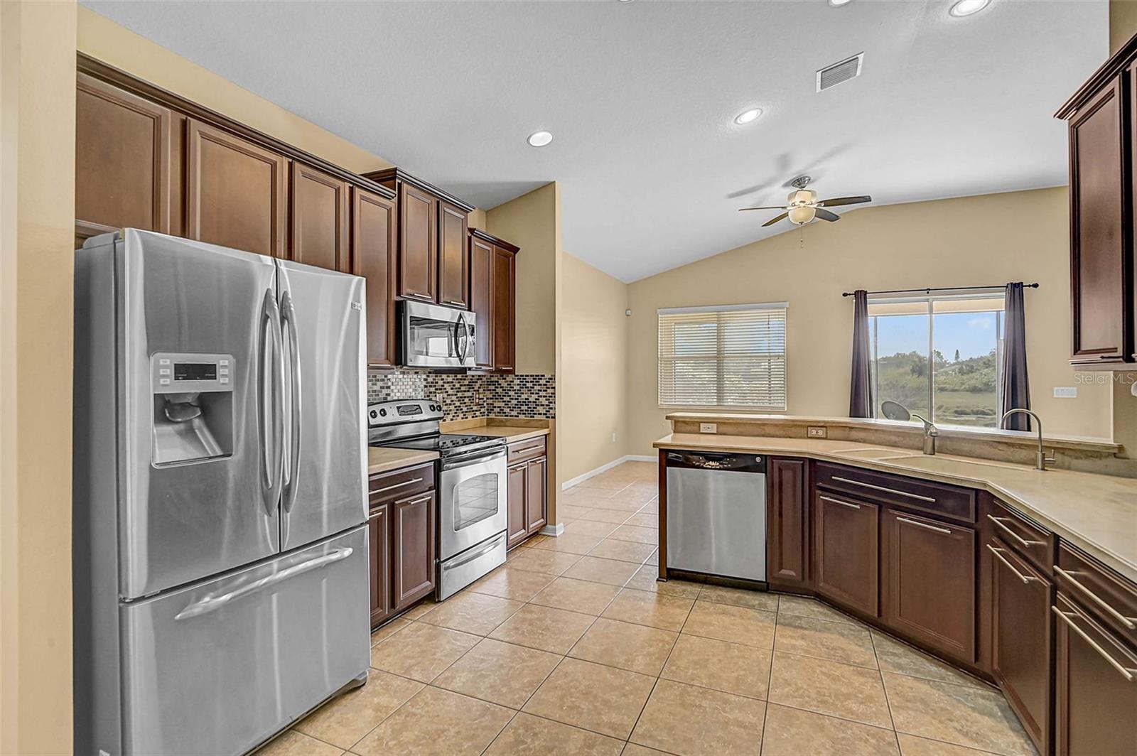 AVELAR CREEK NORTH - Residential