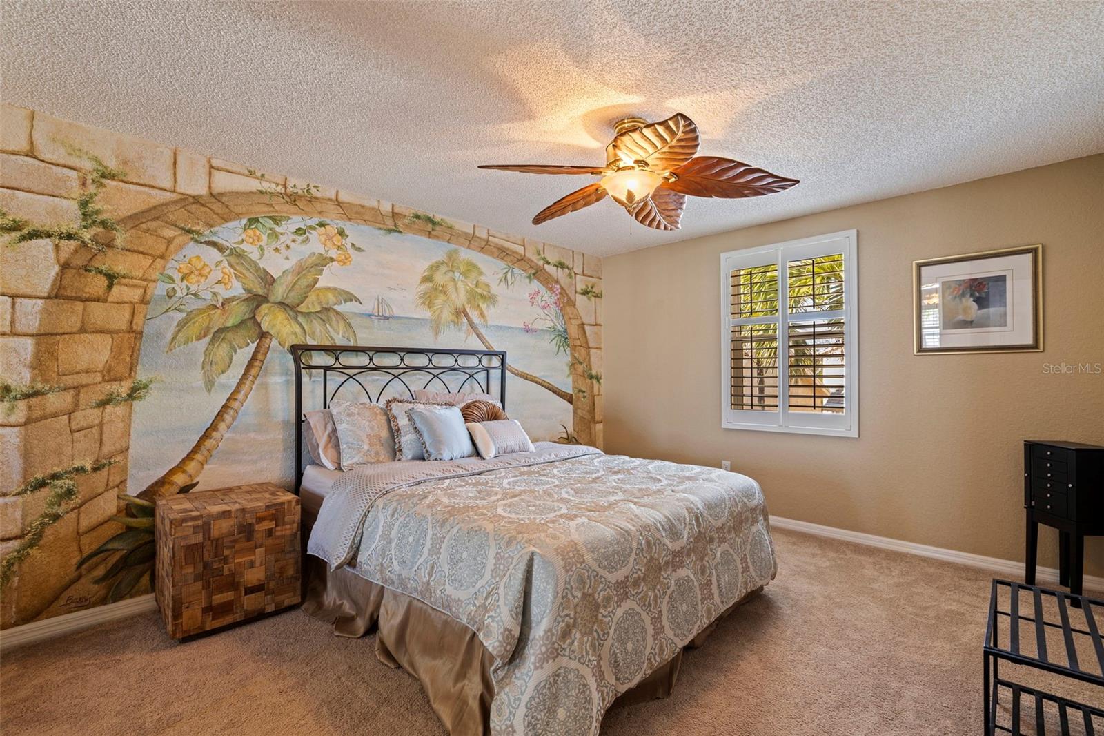 BRIDGEWATER TWNHMS - Residential