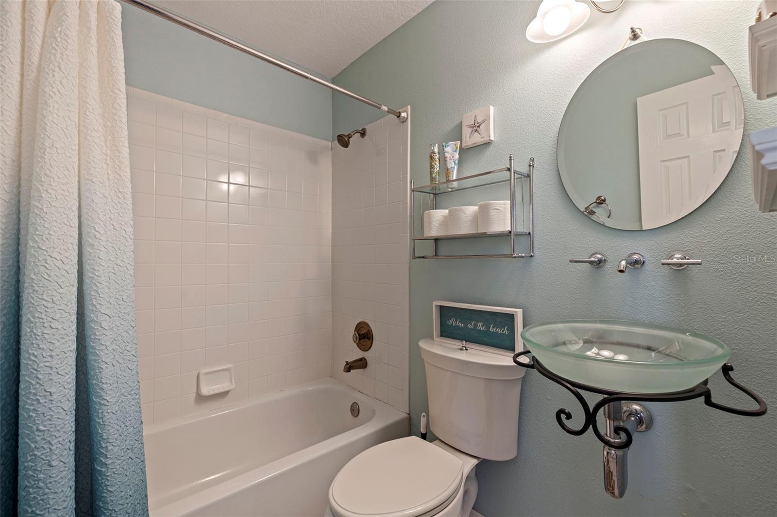 BRIDGEWATER TWNHMS - Residential