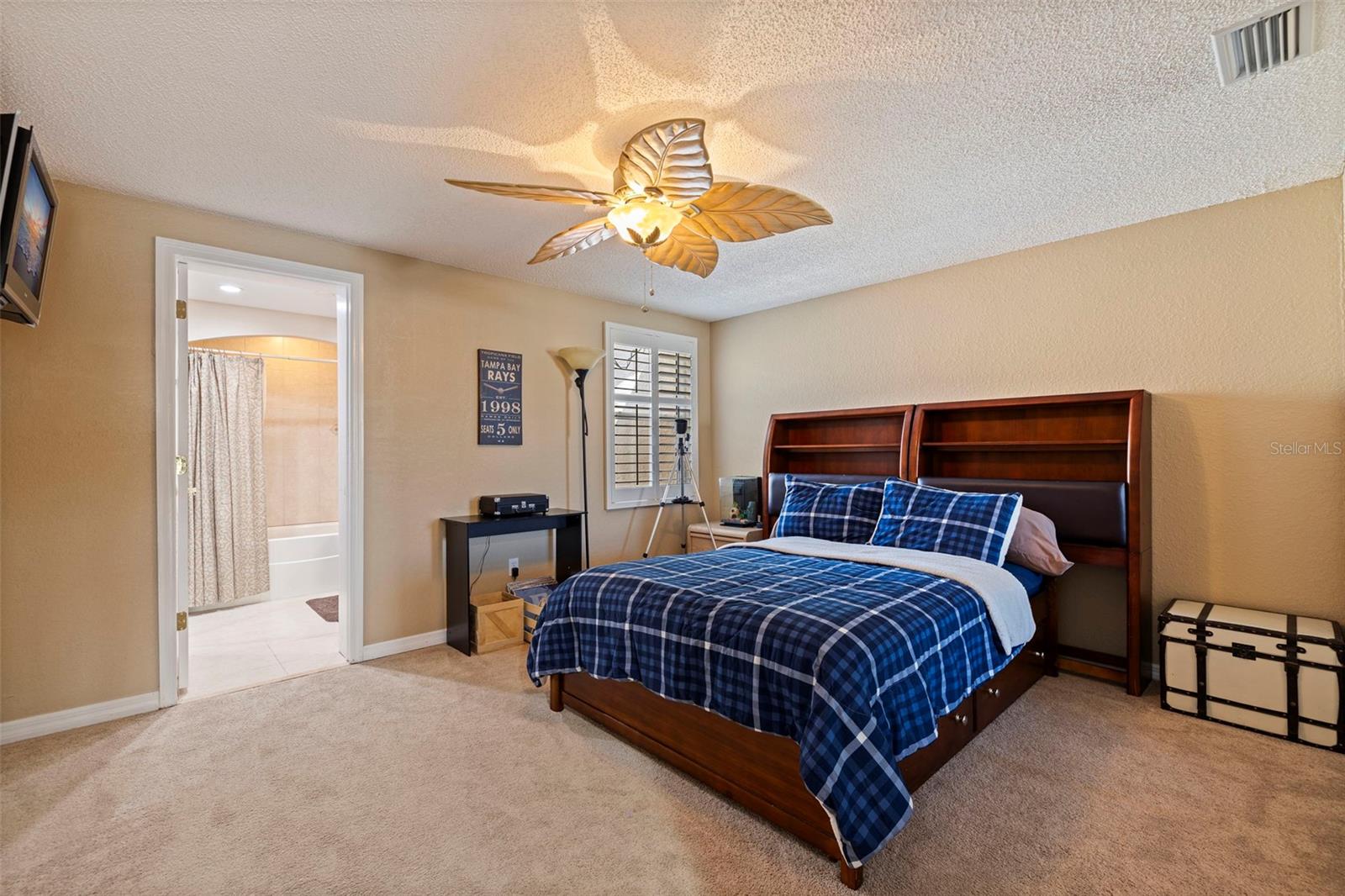 BRIDGEWATER TWNHMS - Residential