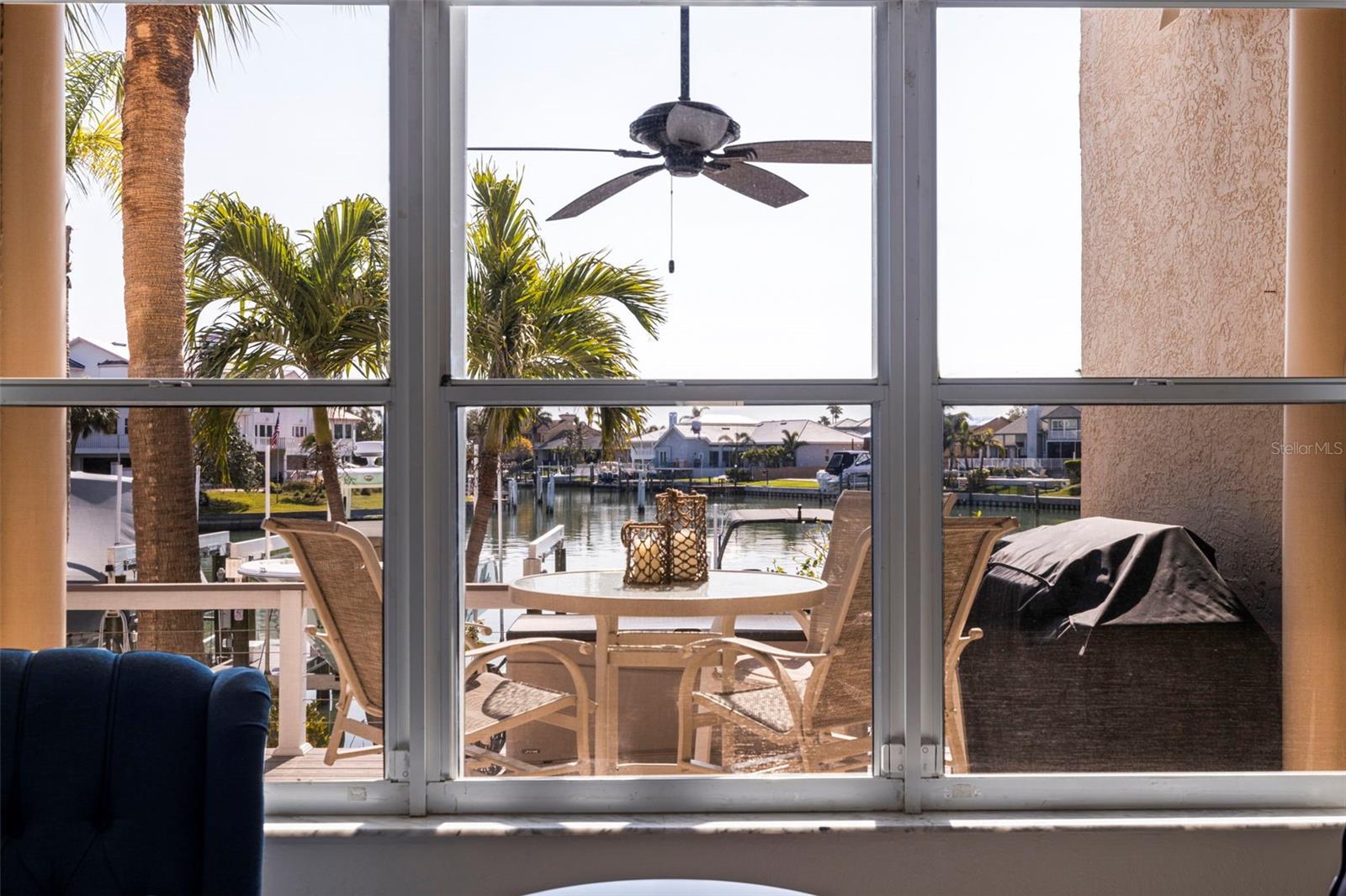 BRIDGEWATER TWNHMS - Residential