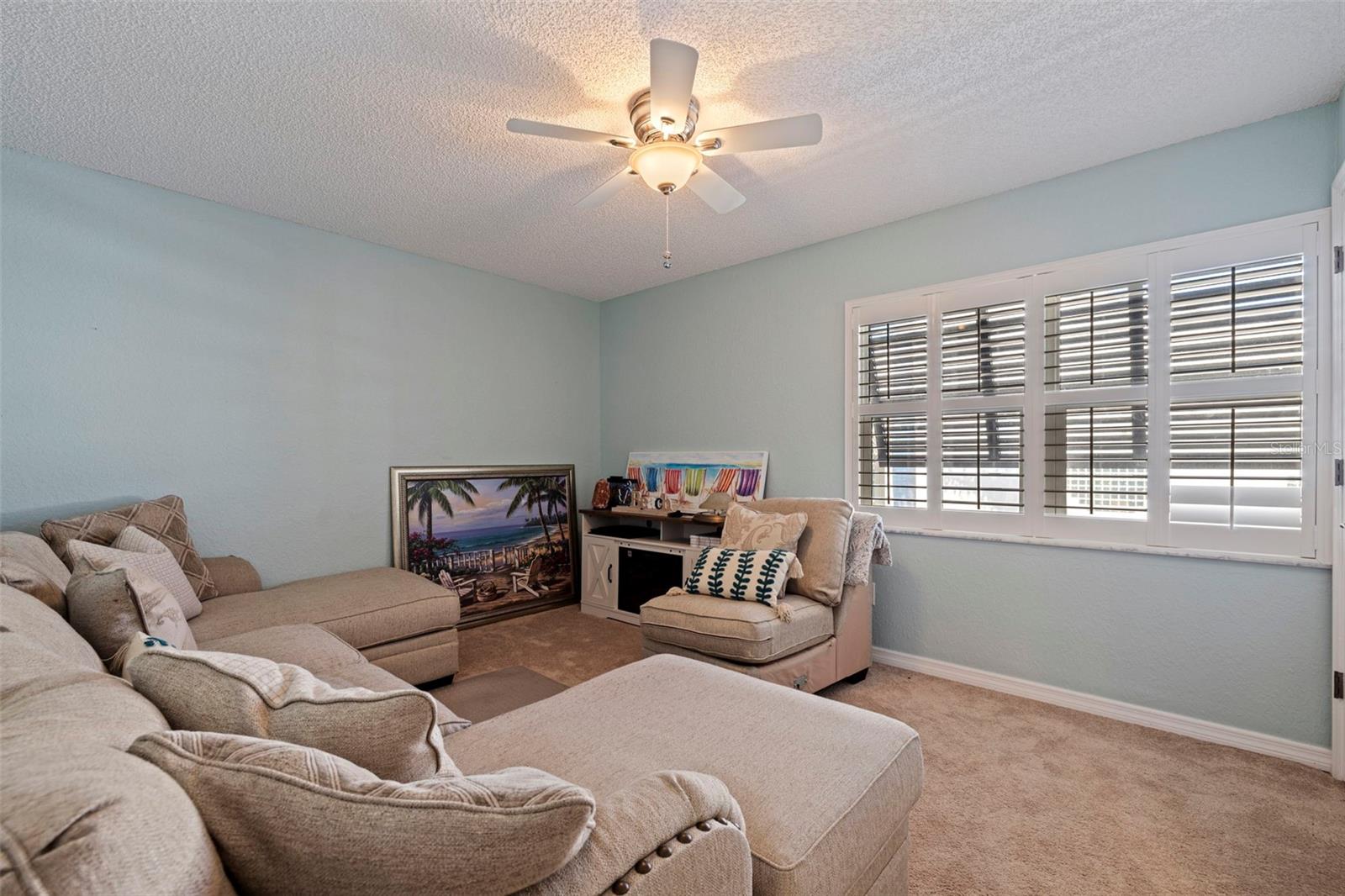 BRIDGEWATER TWNHMS - Residential