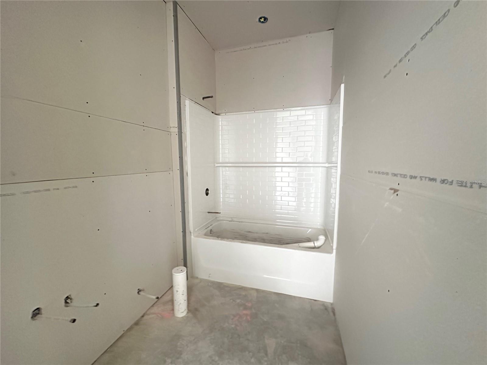 5935 FRESH FLORA DRIVE