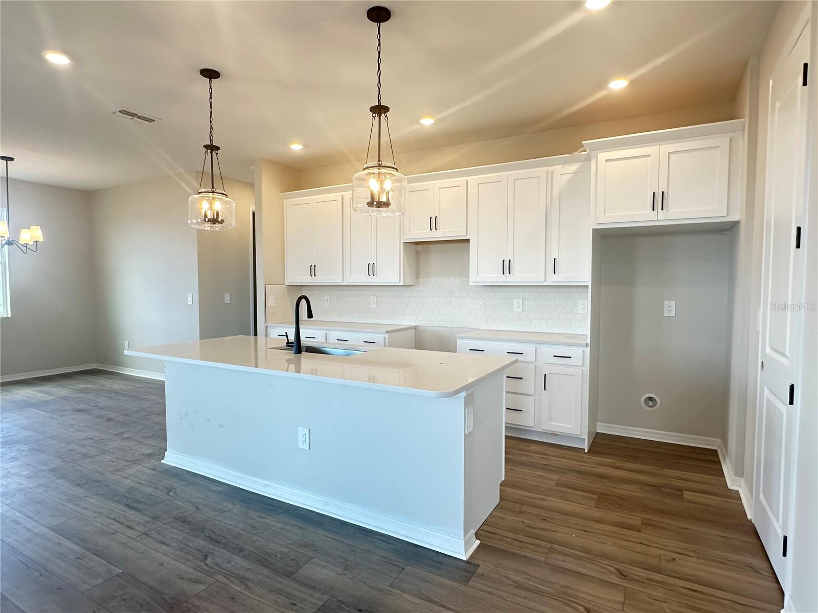 D9G | BERRY BAY PHASE 6 VILLAGE T - Residential