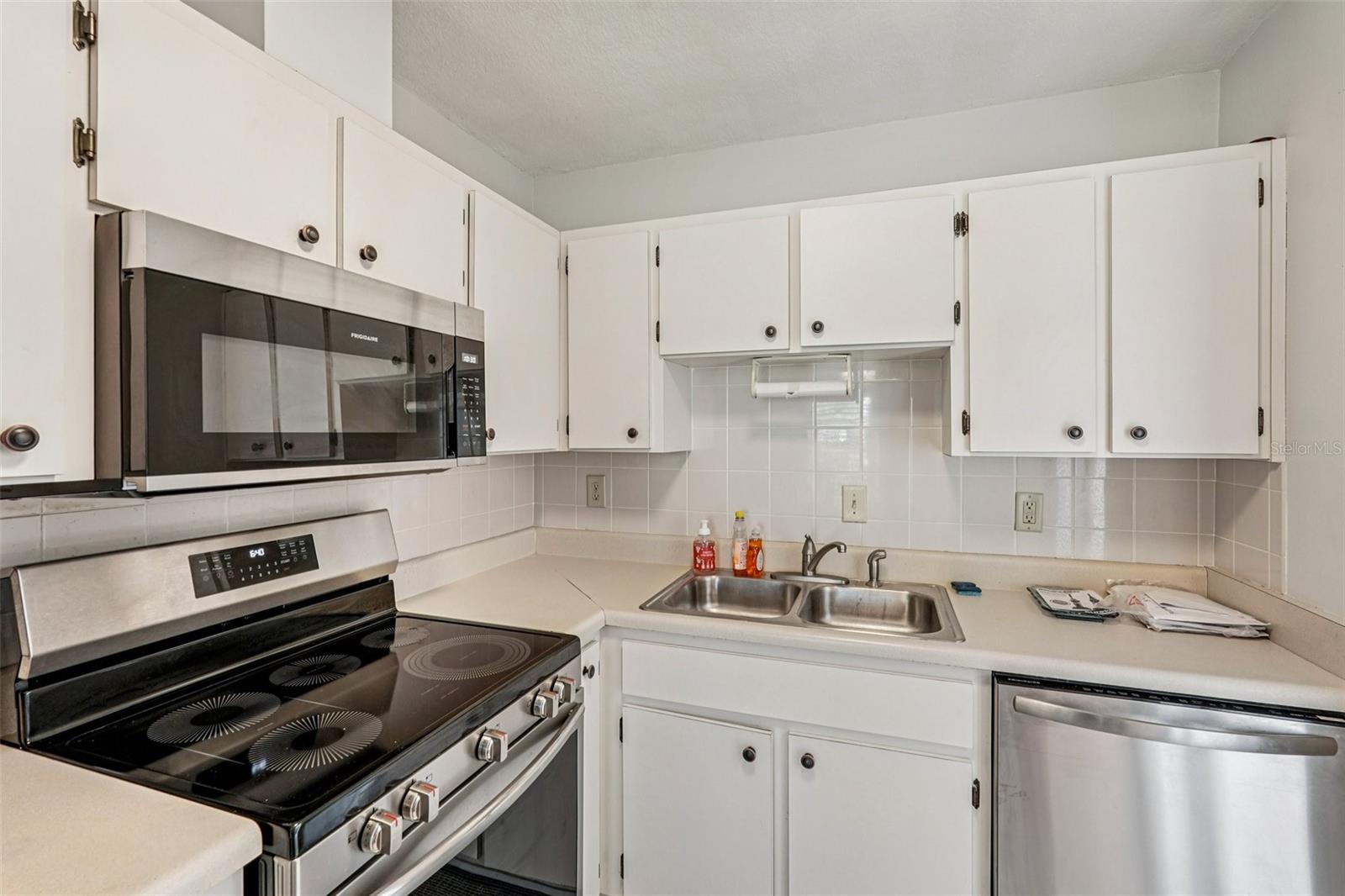 ST GEORGE A CONDO - Residential