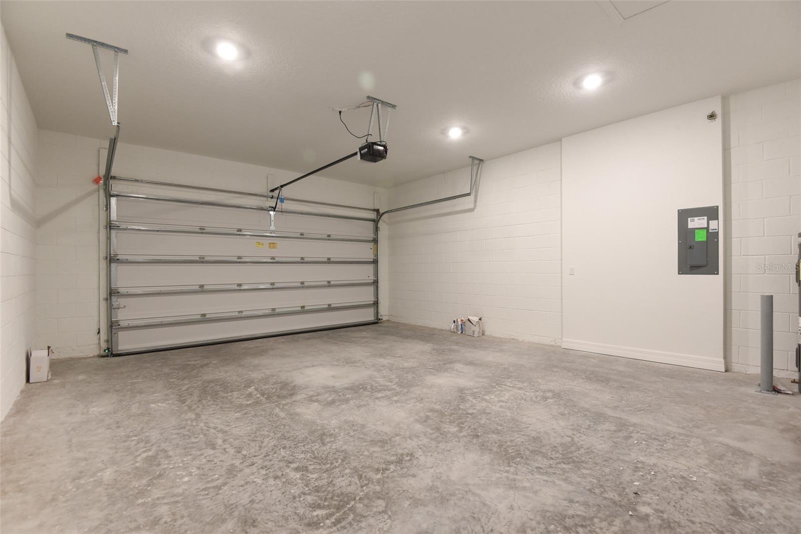 RESERVE AT VICTORIA - Residential