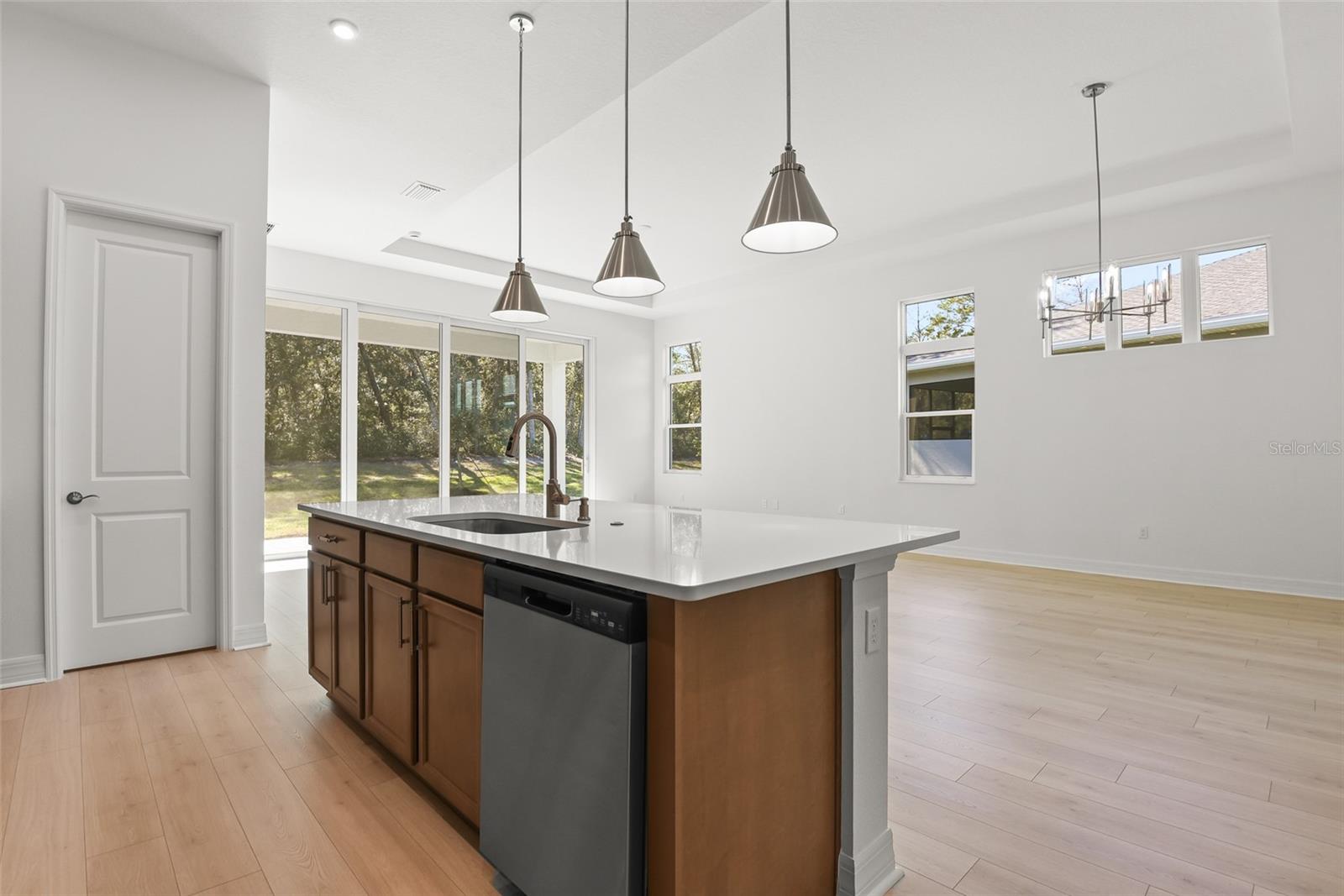 RESERVE AT VICTORIA - Residential