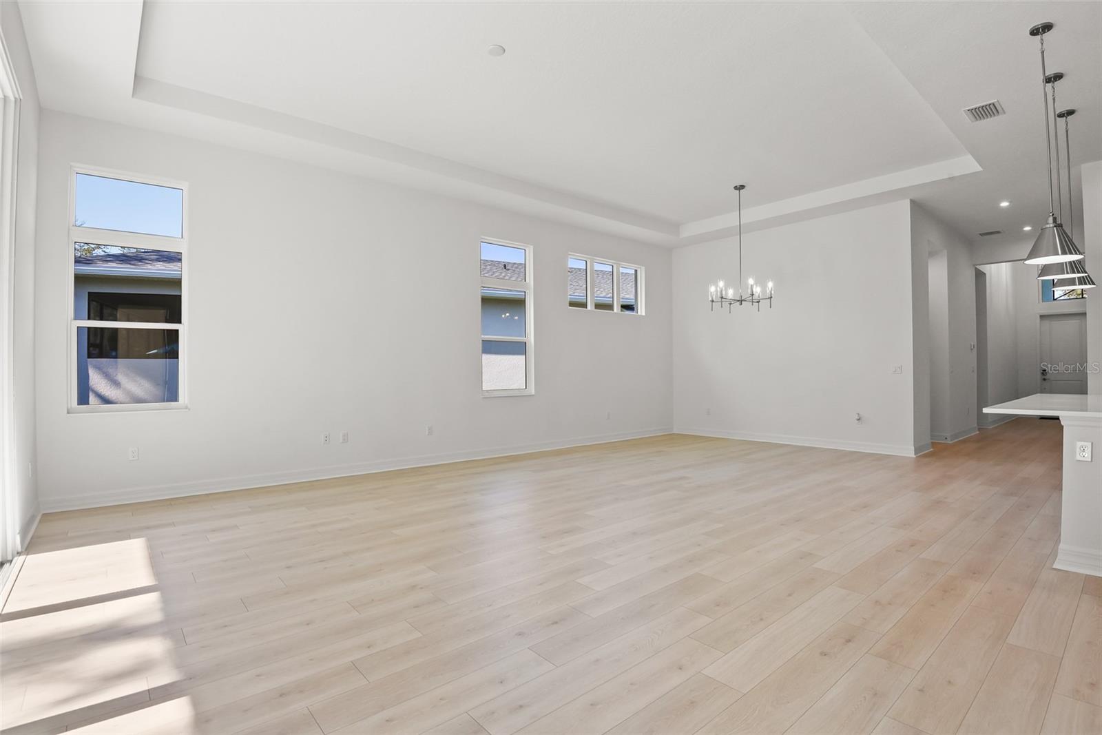 RESERVE AT VICTORIA - Residential