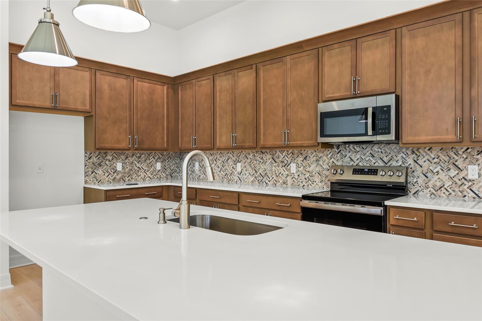 RESERVE AT VICTORIA - Residential