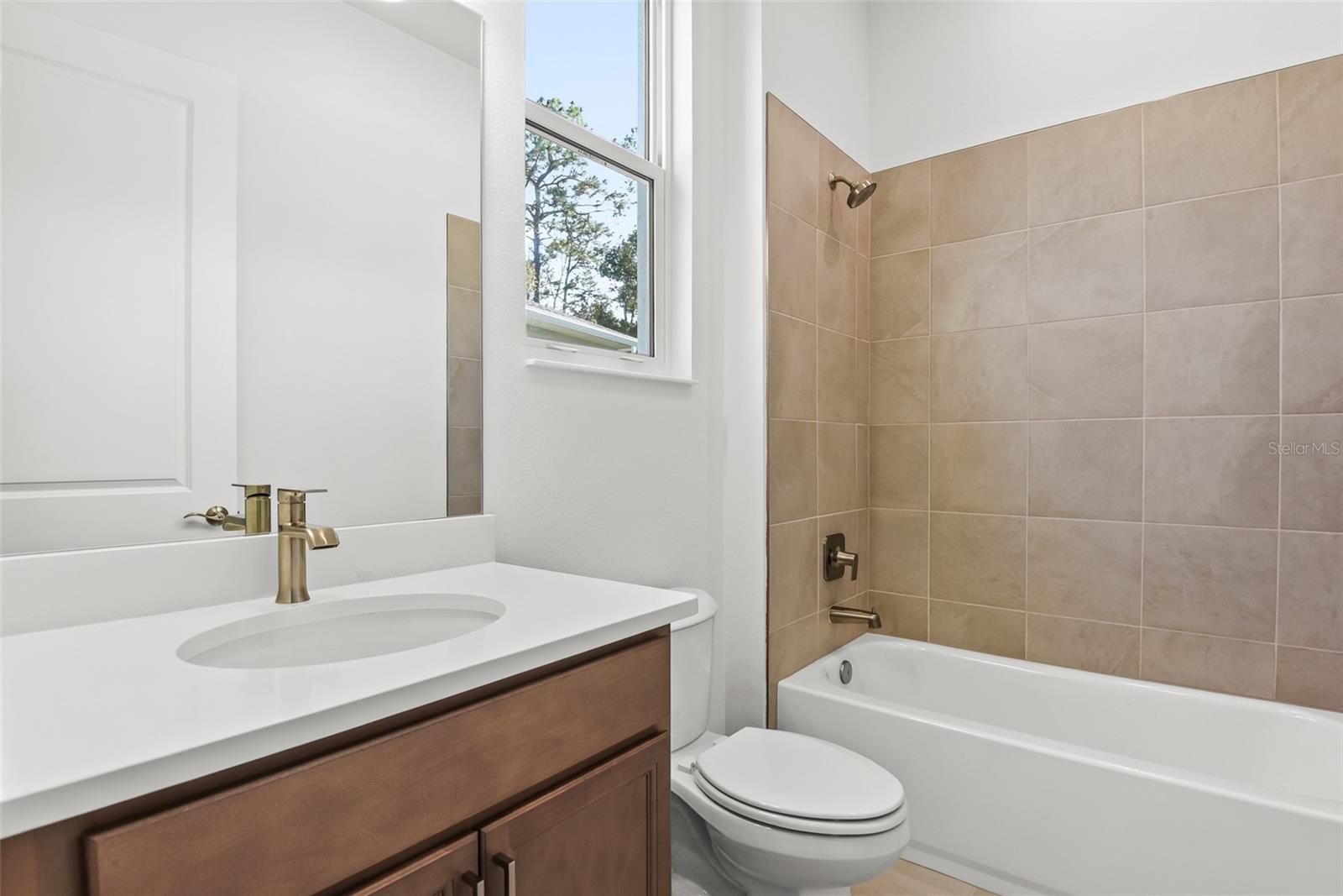 RESERVE AT VICTORIA - Residential