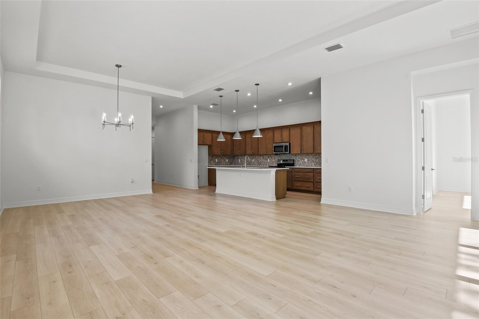 RESERVE AT VICTORIA - Residential