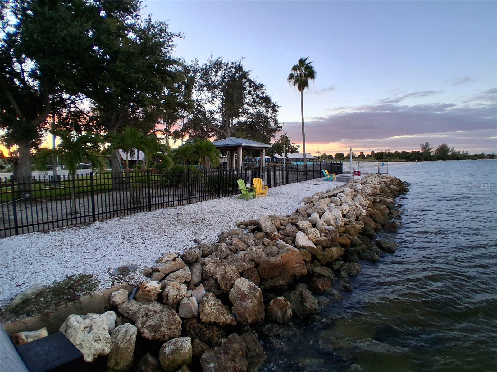 ISLAND RESORT AT MARINERS CLUB - Residential