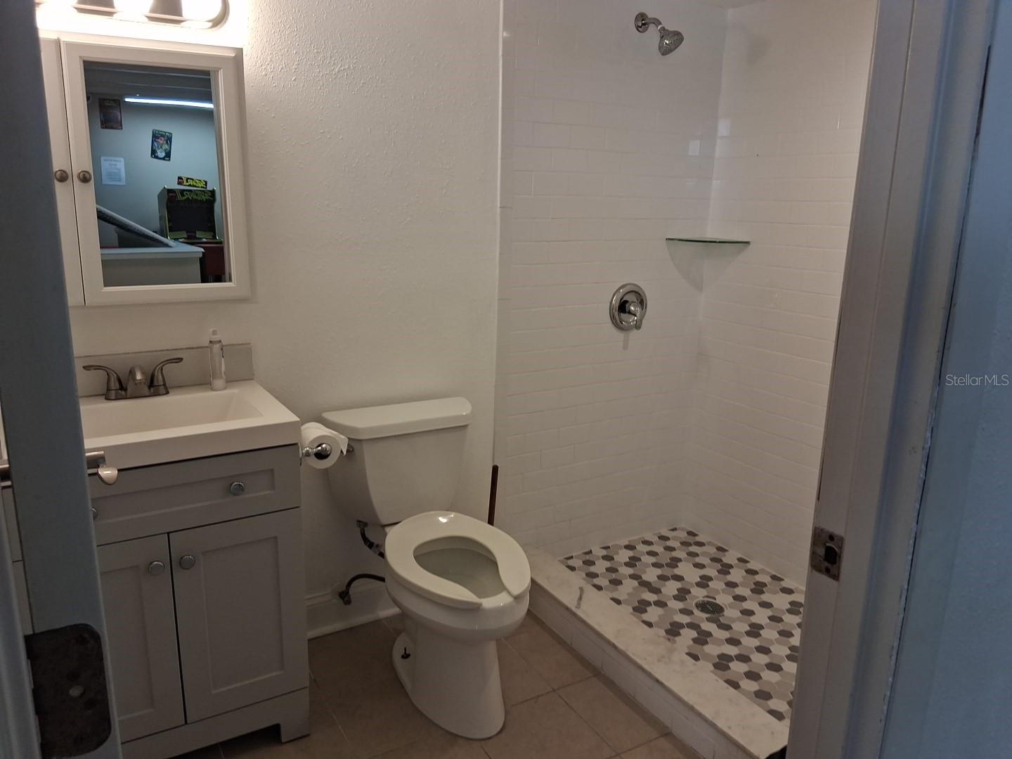 ISLAND RESORT AT MARINERS CLUB - Residential