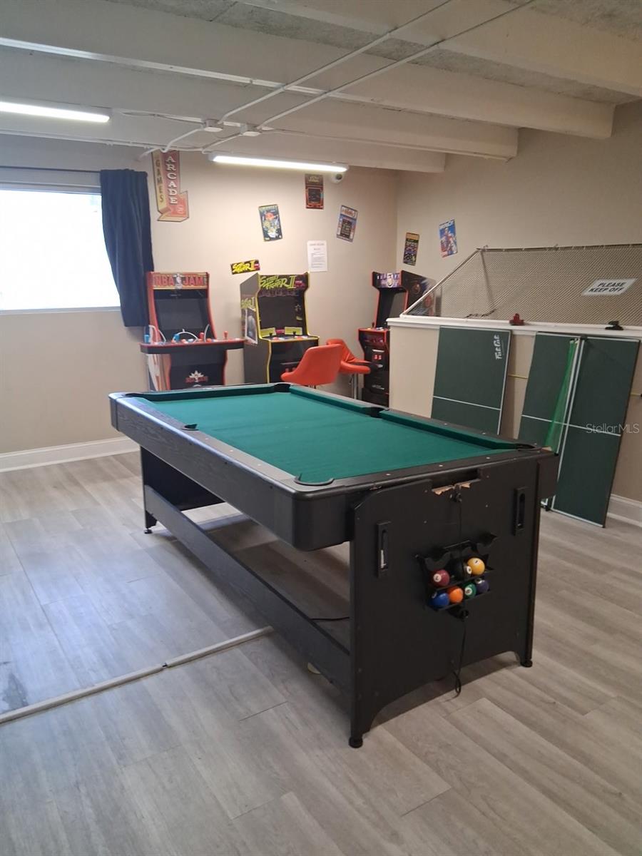 ISLAND RESORT AT MARINERS CLUB - Residential