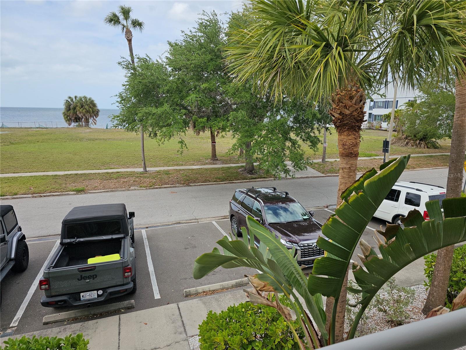 ISLAND RESORT AT MARINERS CLUB - Residential