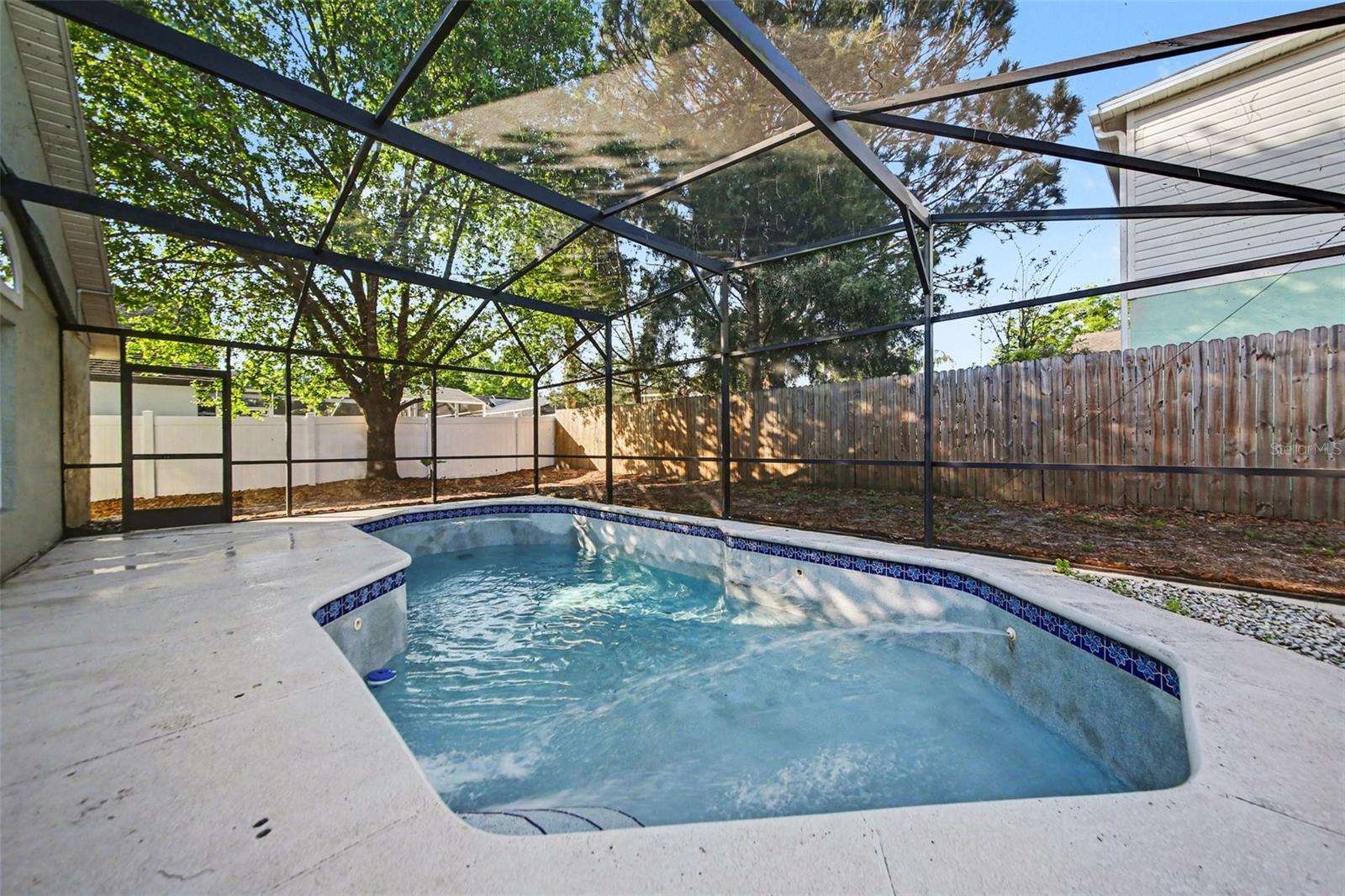 STONEMEADE PH 01 - Residential