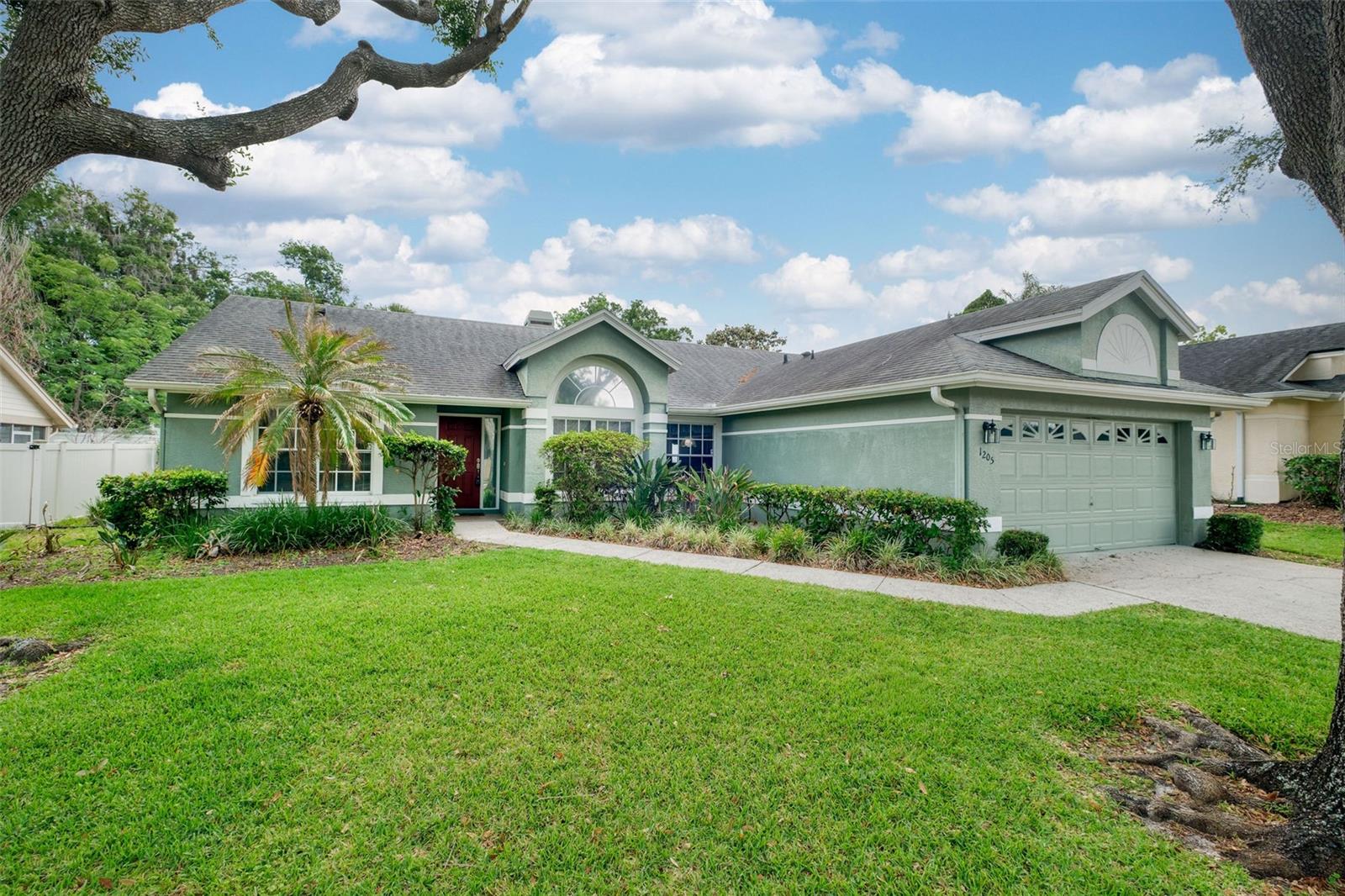LOST CREEK - Residential