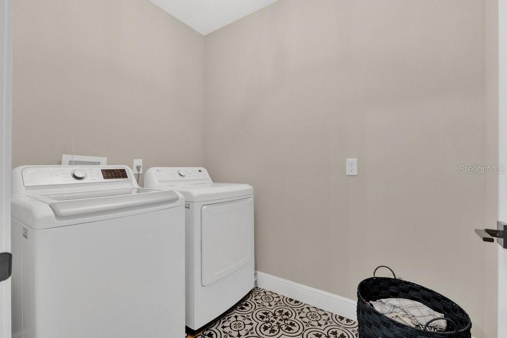 CANAVERAL ACRES 4 - Residential