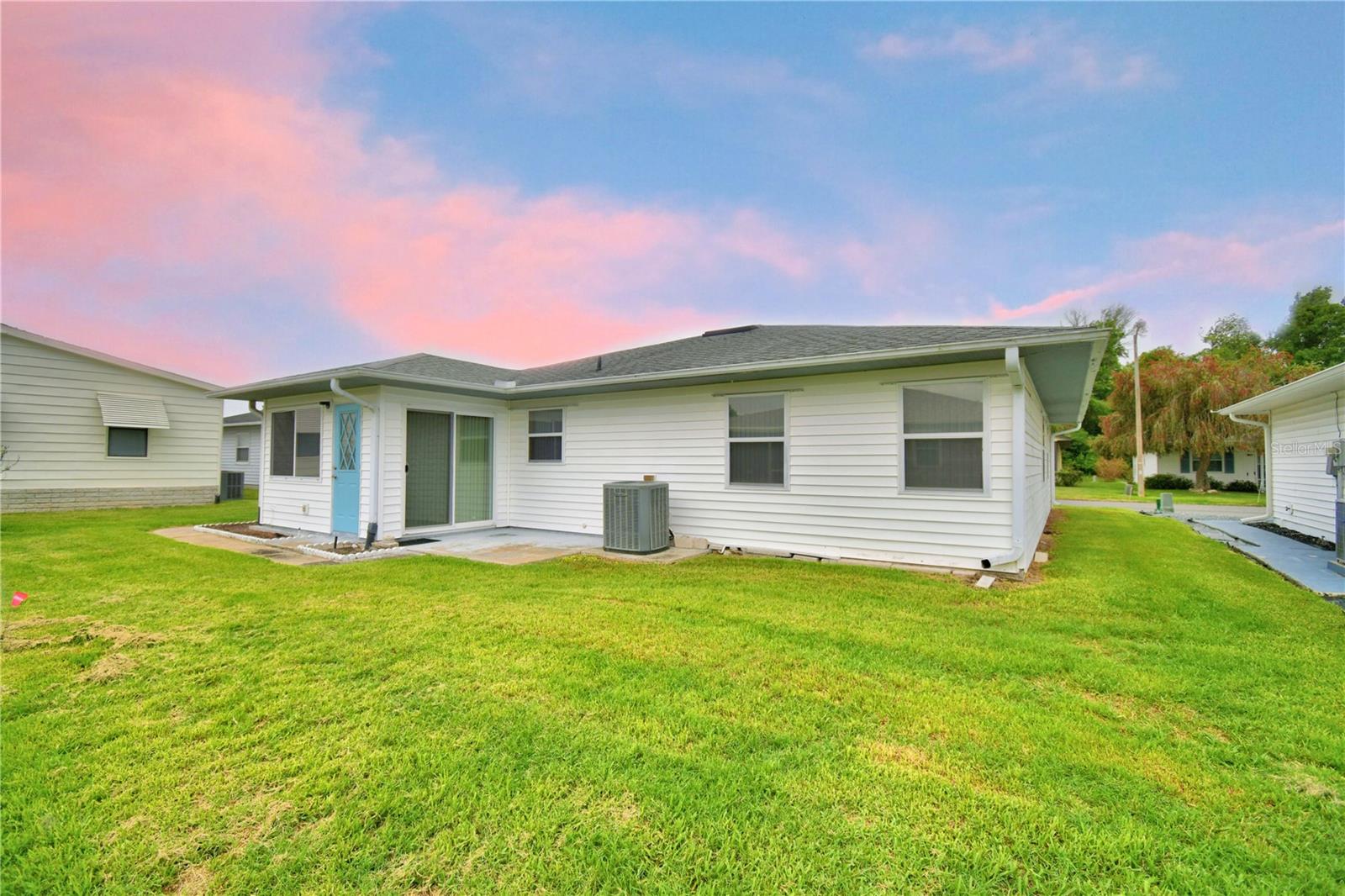 COLONNADES PH 02 - Residential