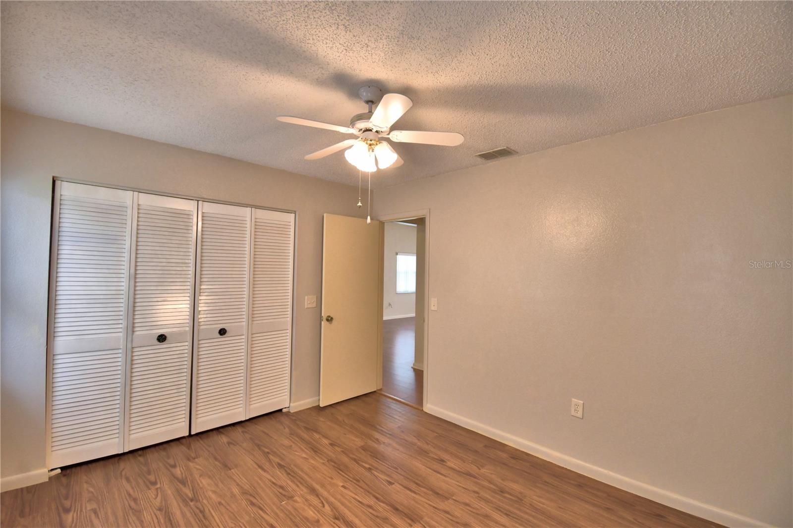 COLONNADES PH 02 - Residential