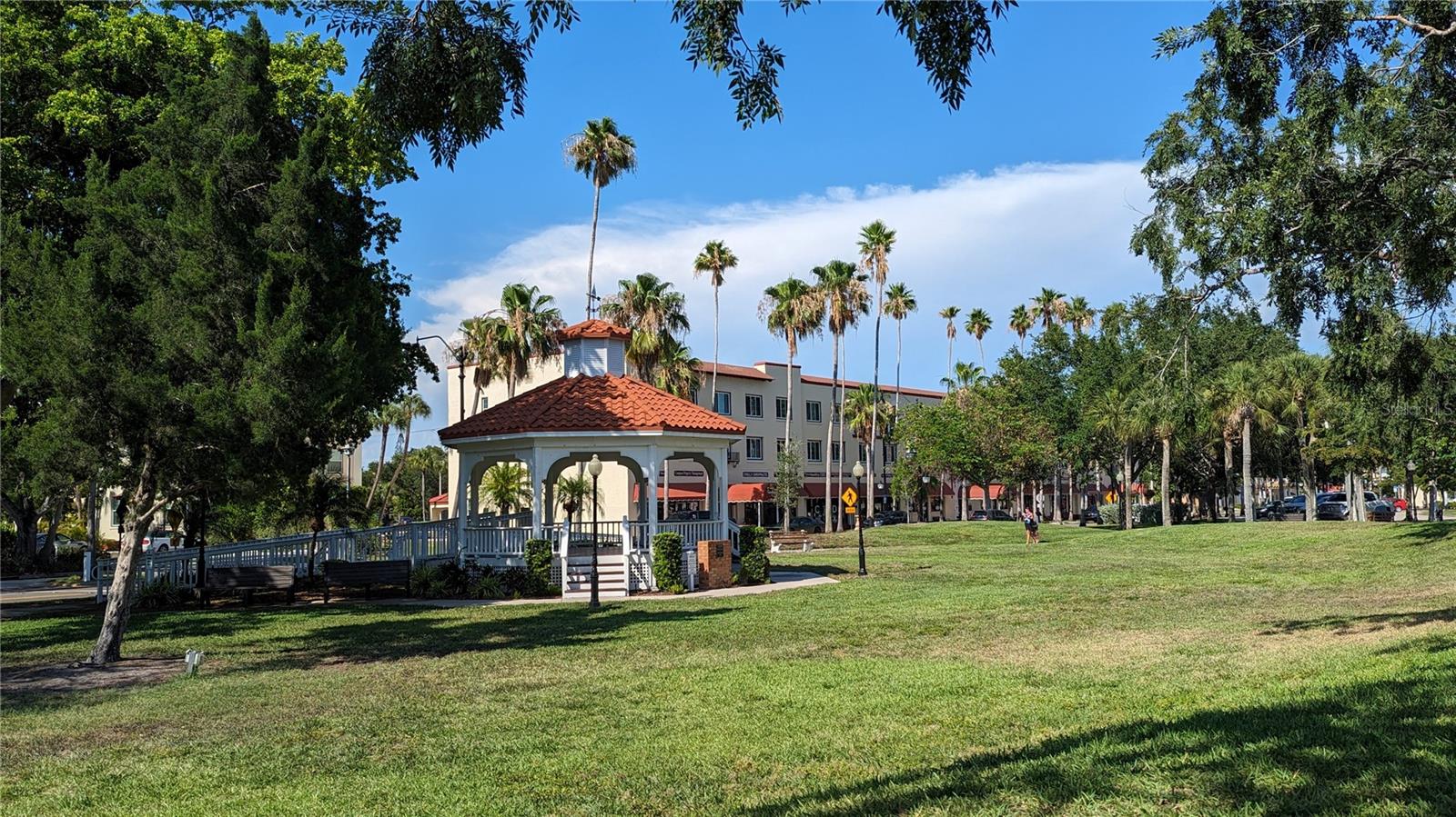 BELLAGIO ON VENICE ISLAND - Residential