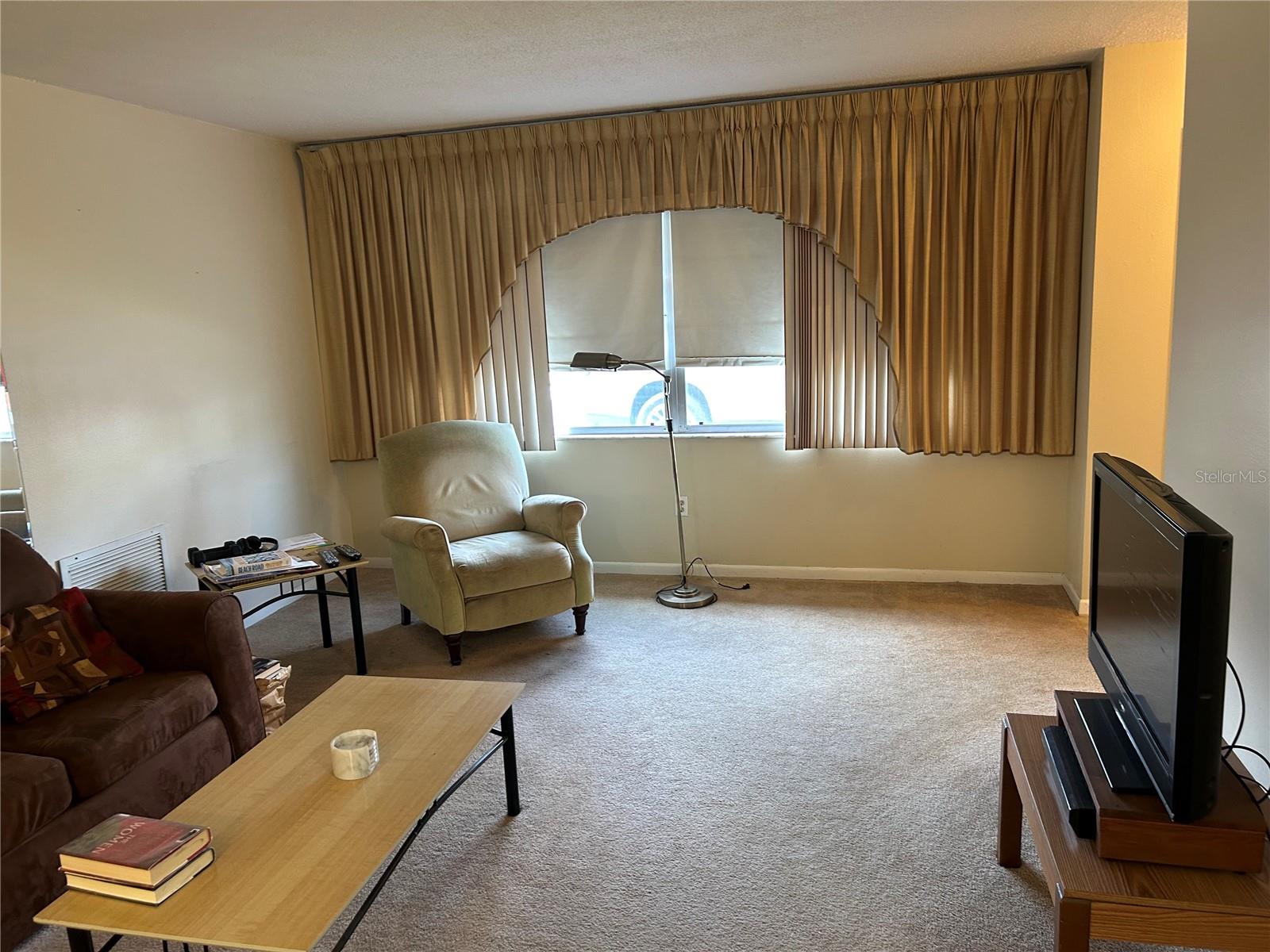 VENDOME VILLAGE - Residential